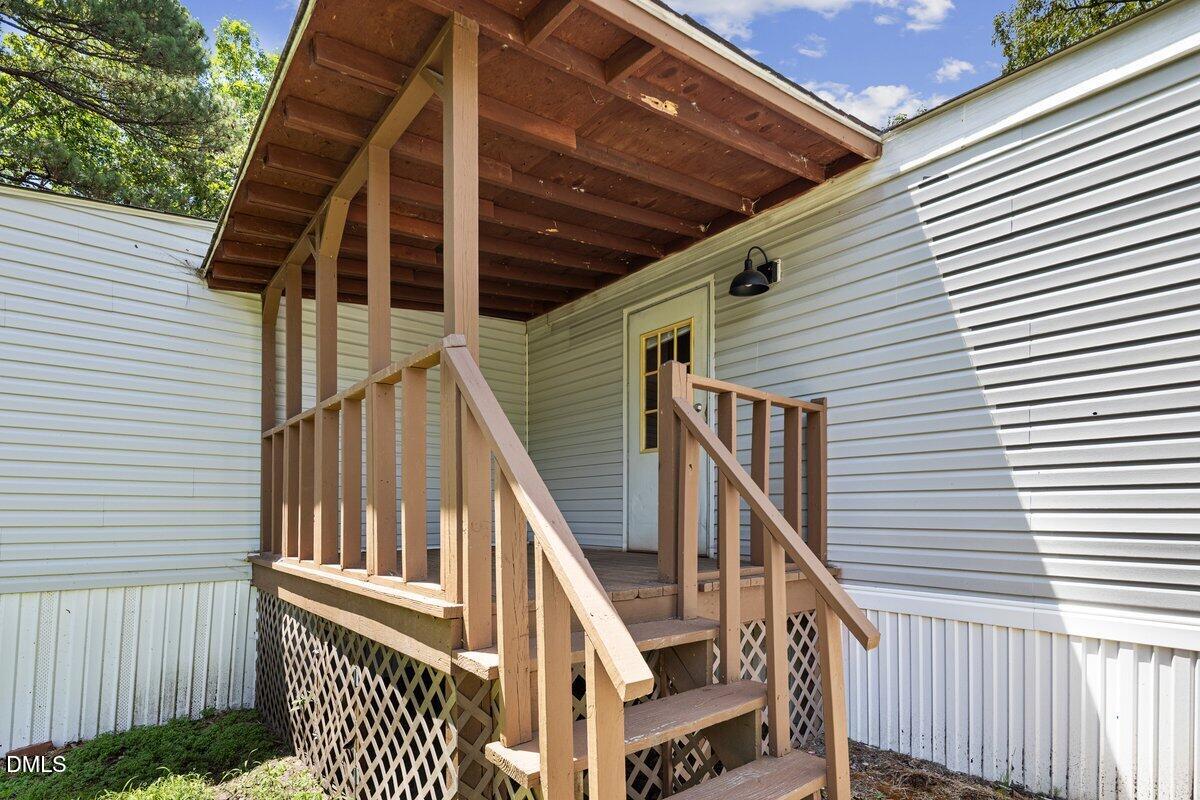 243 Violet Lane Property Photo 28