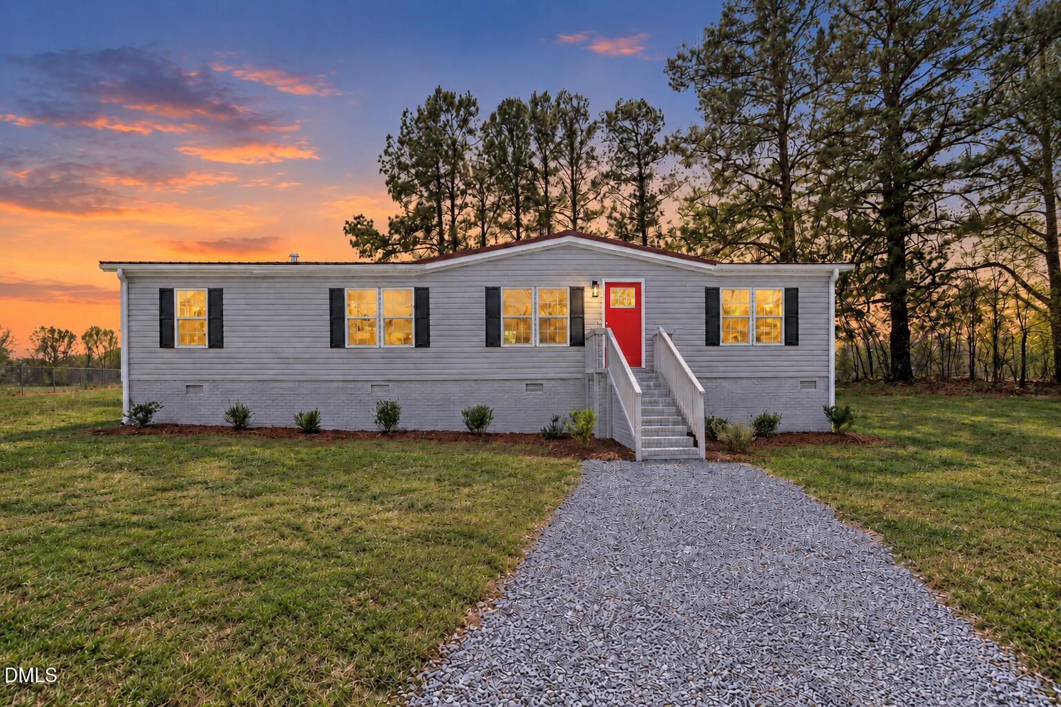 109 Loy Court Property Photo 1