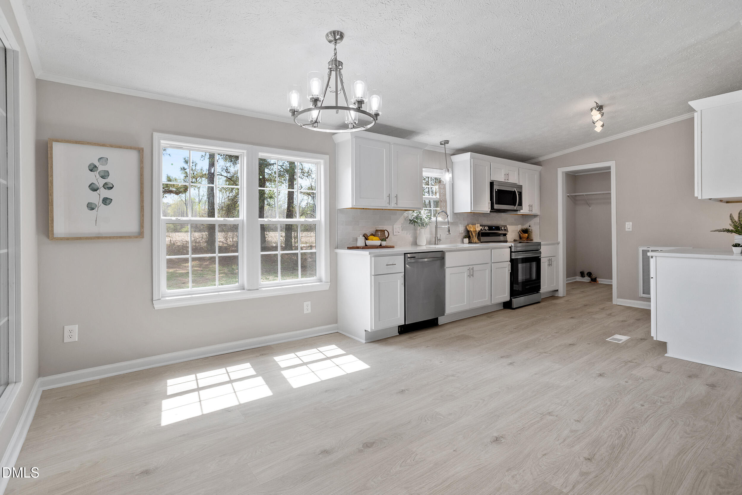 109 Loy Court Property Photo 11