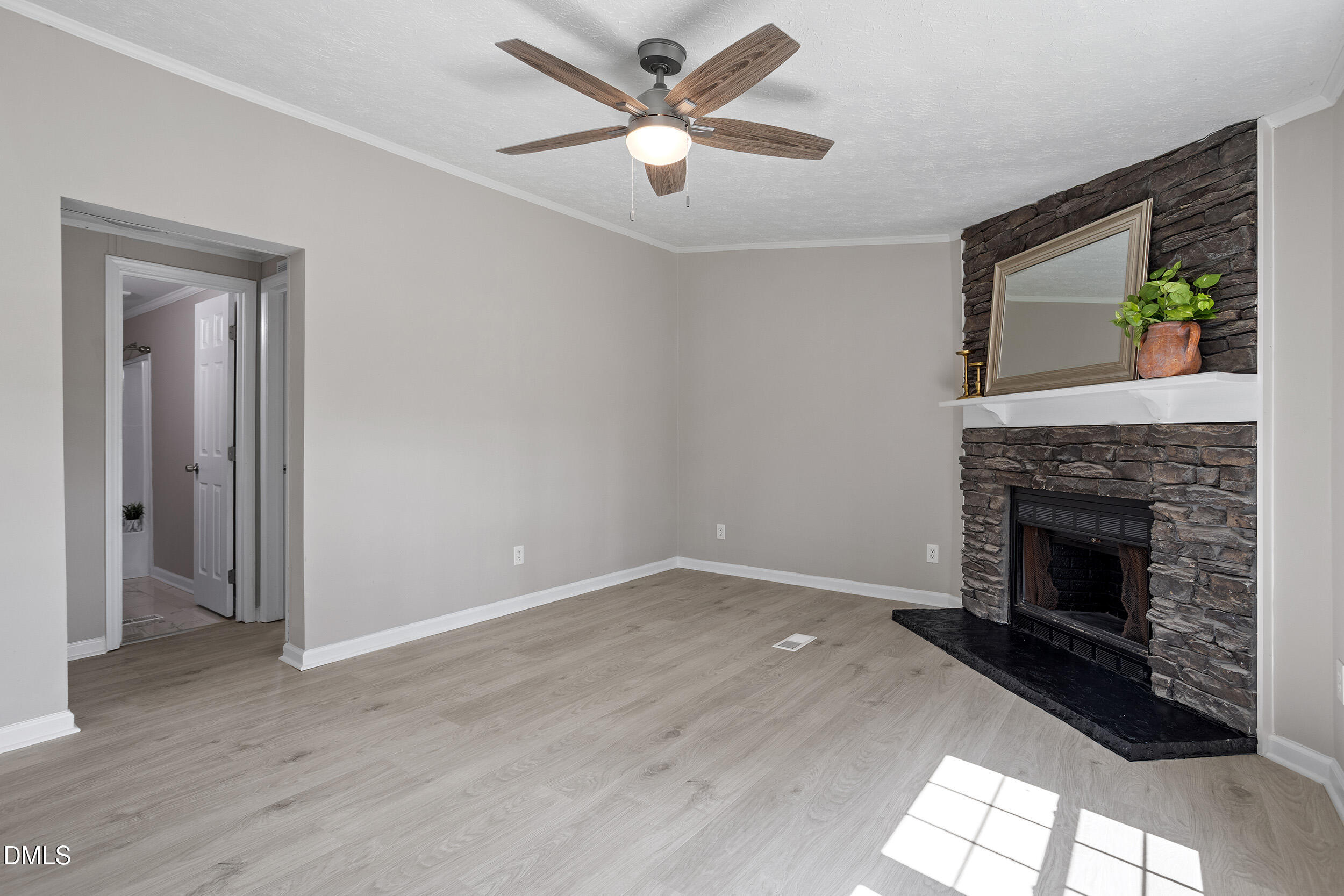 109 Loy Court Property Photo 16