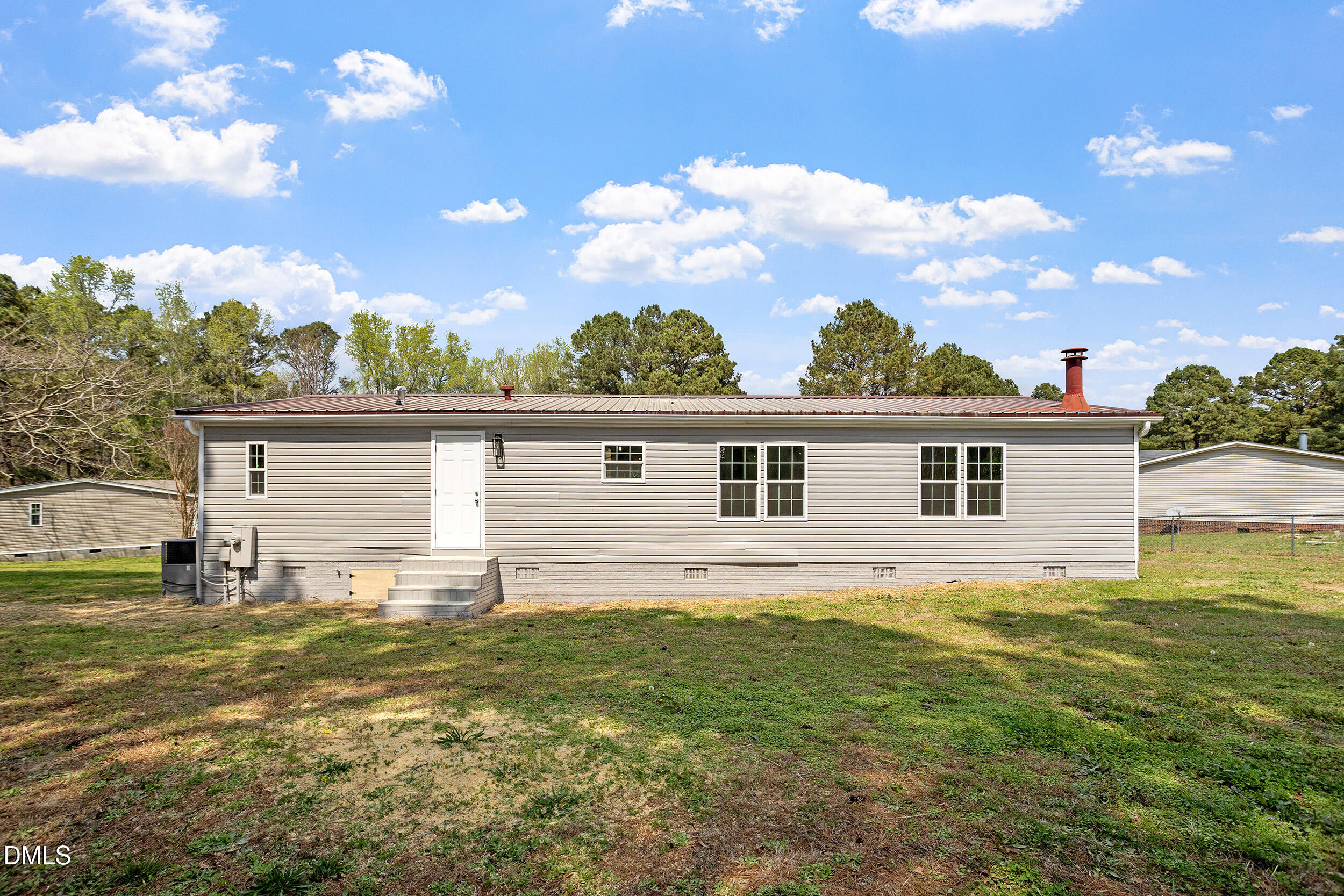 109 Loy Court Property Photo 30