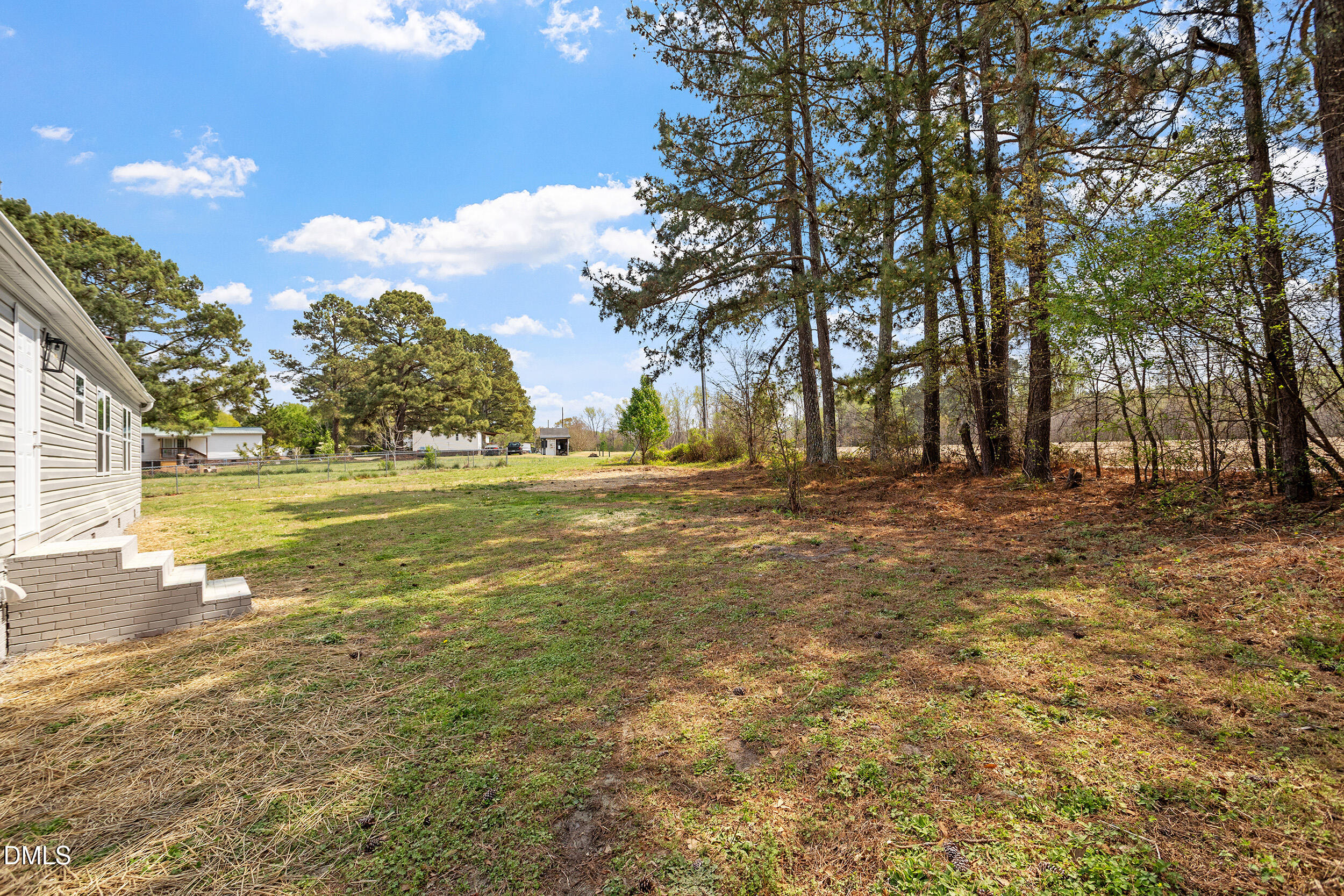 109 Loy Court Property Photo 33