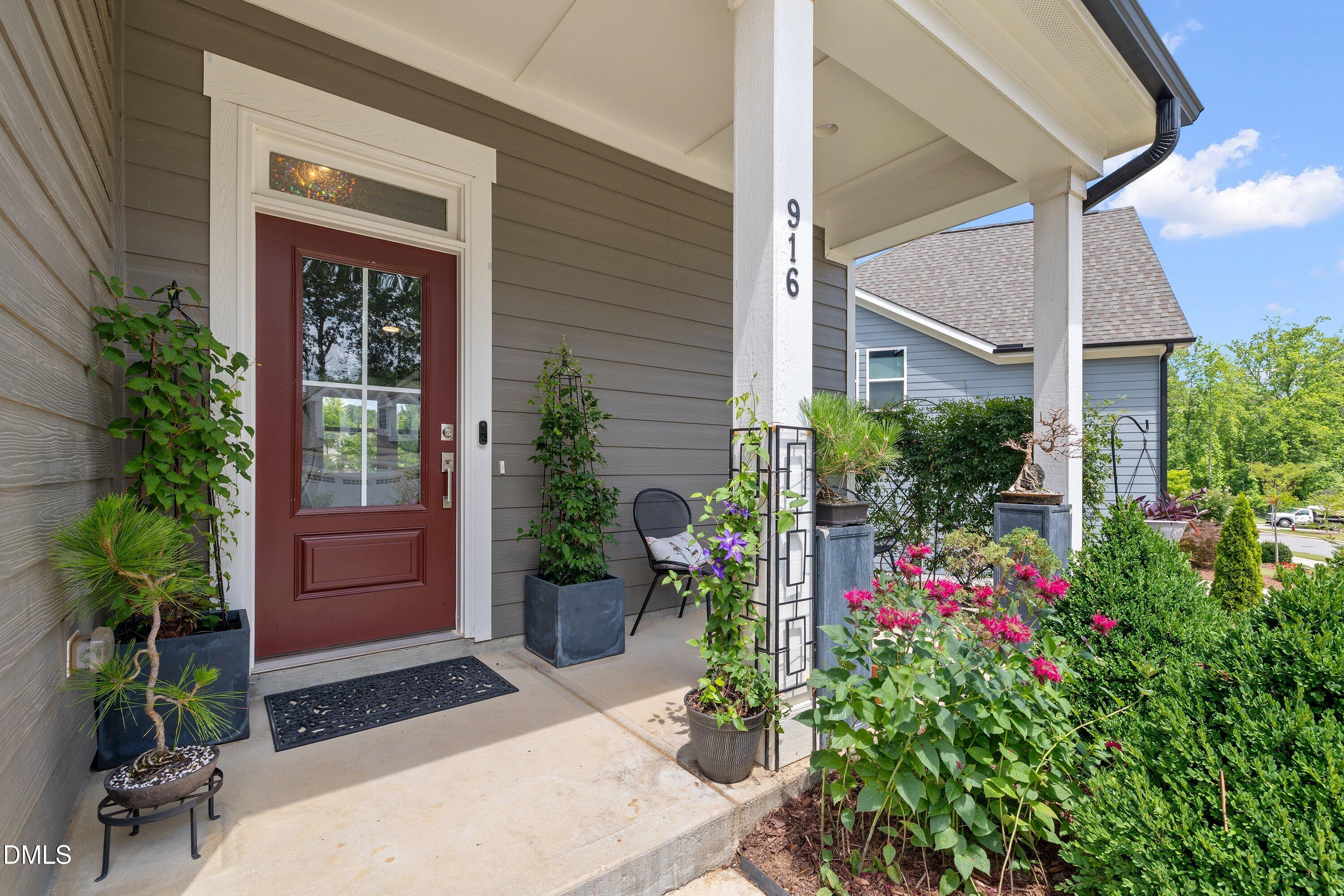 916 Market House Way Property Photo 6