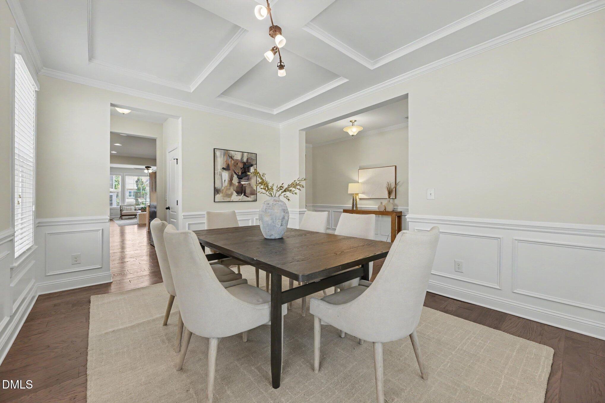 105 Demond Circle Property Photo 4