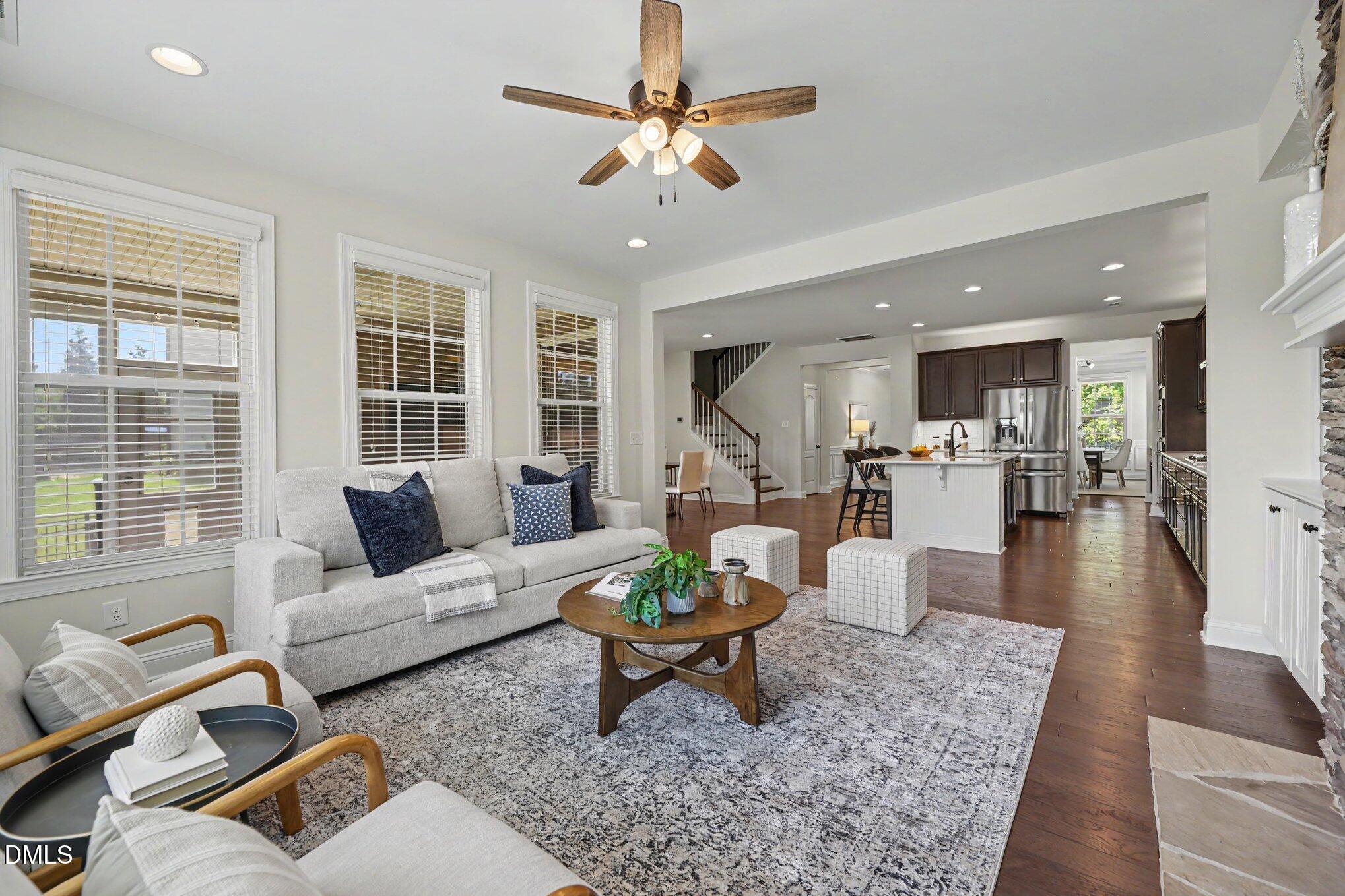 105 Demond Circle Property Photo 6