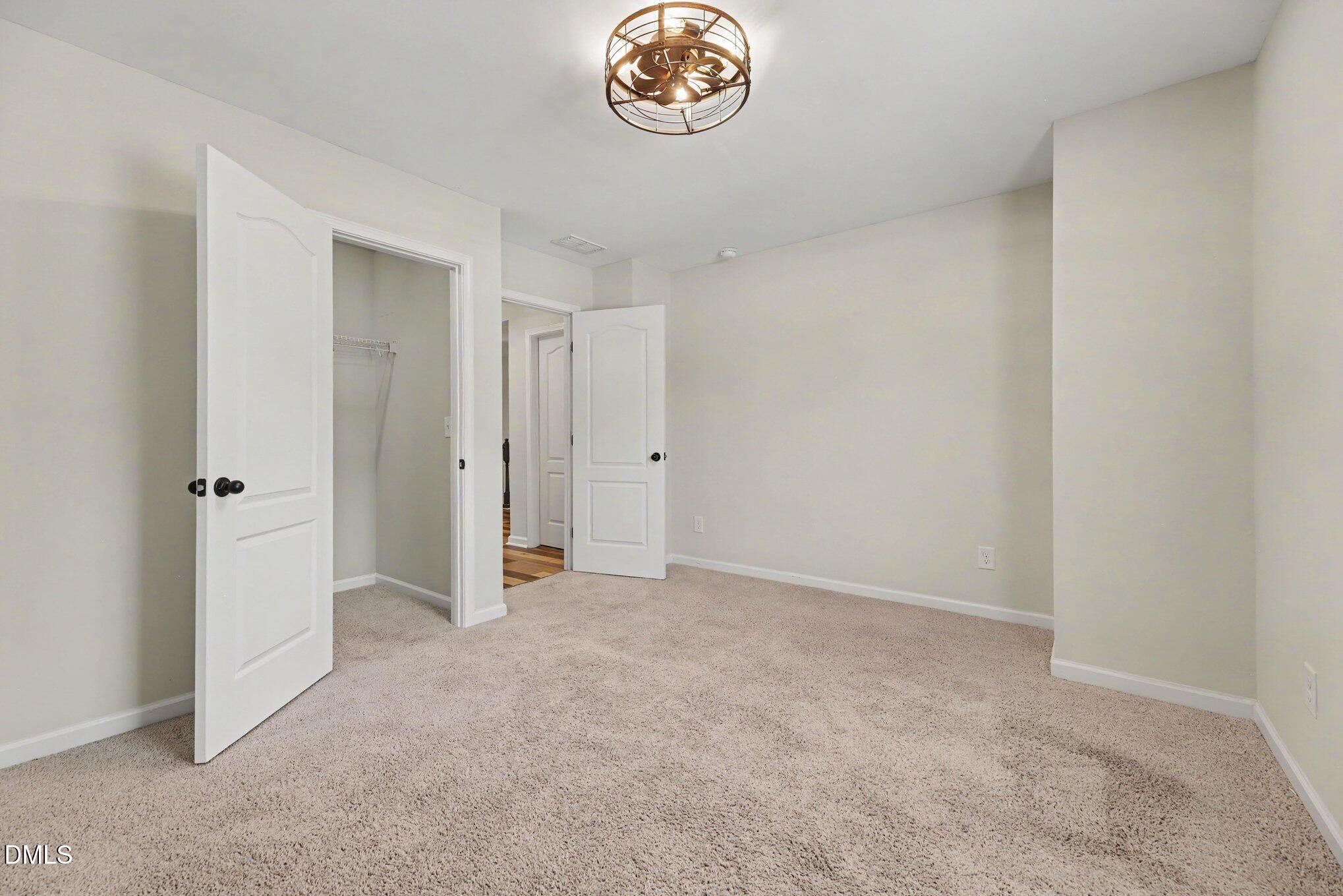 105 Demond Circle Property Photo 27
