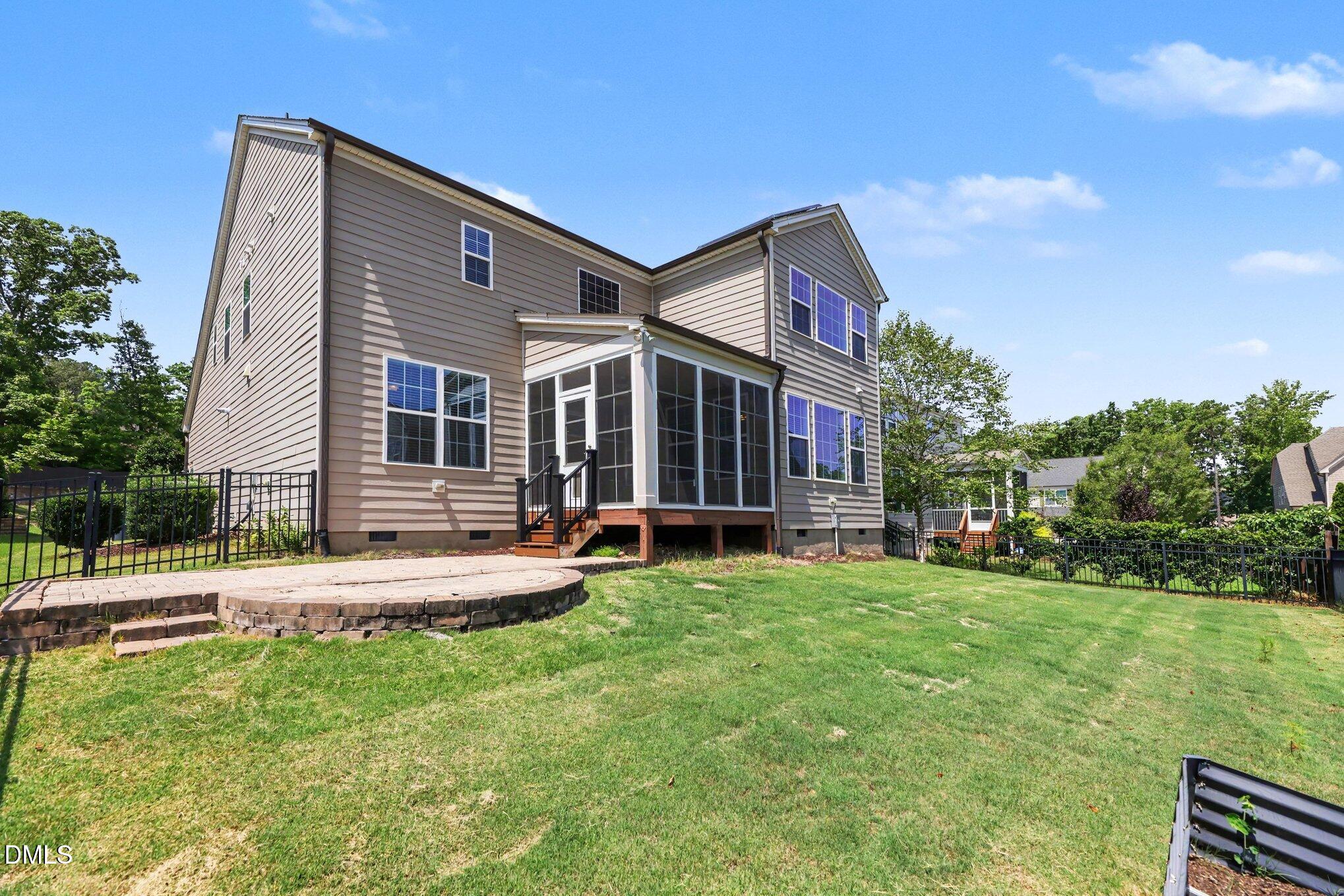 105 Demond Circle Property Photo 31