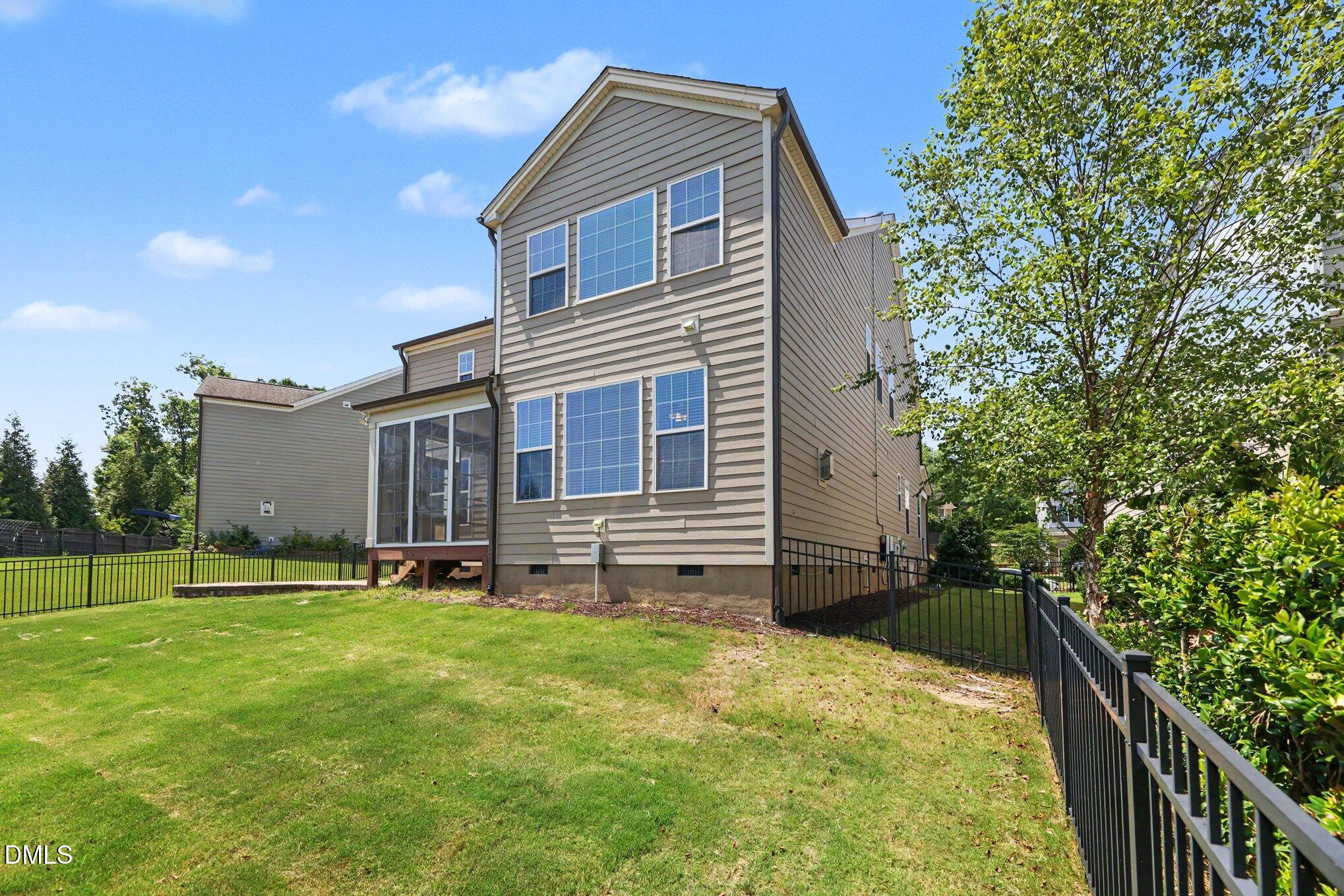 105 Demond Circle Property Photo 34