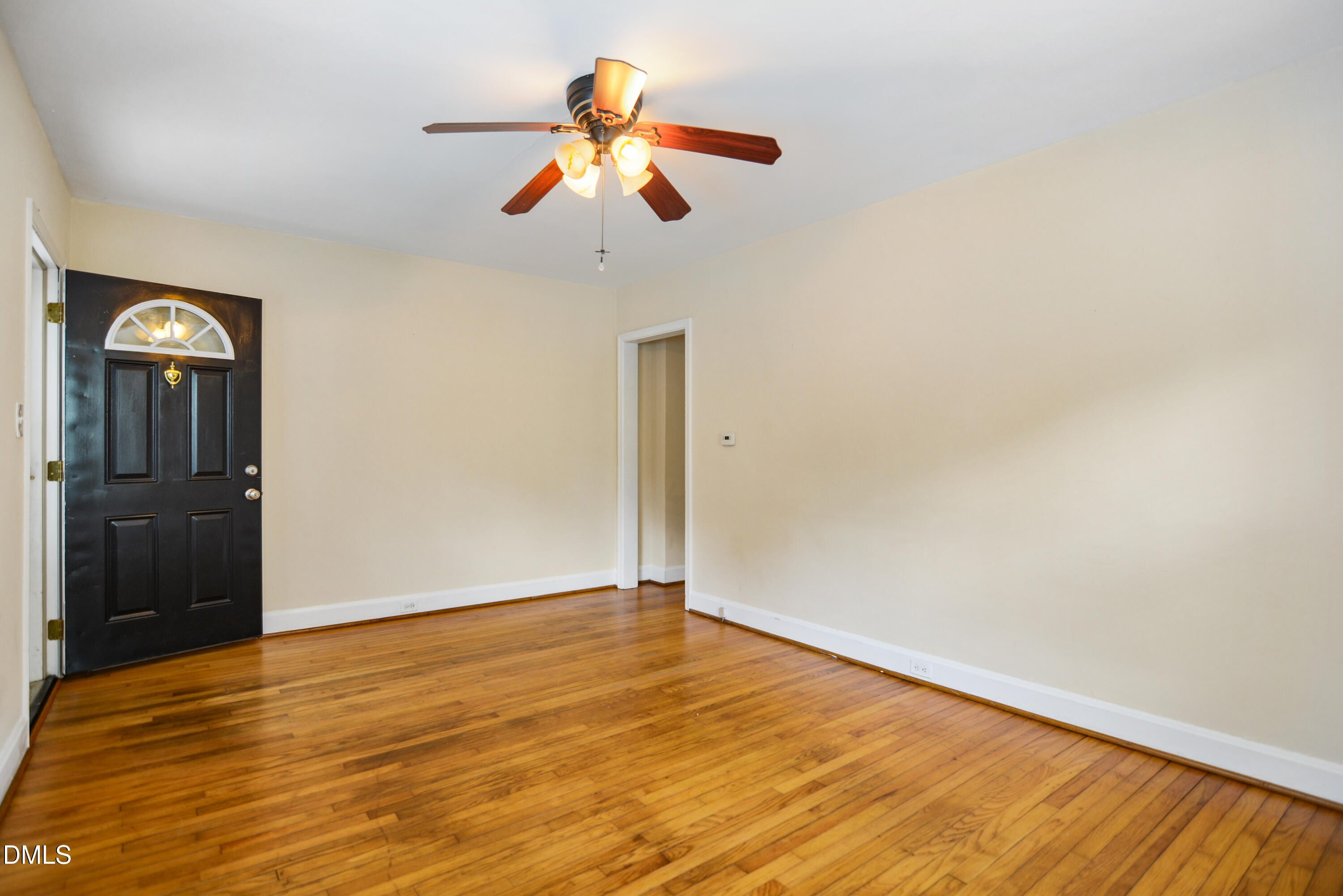 320 Clark Street Property Photo 4