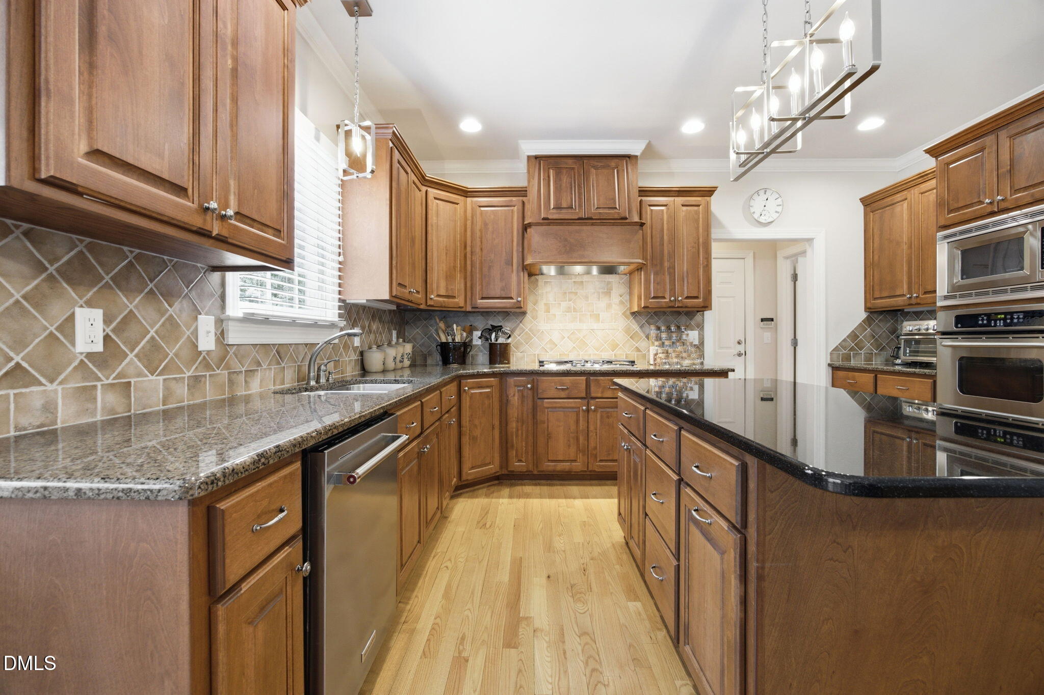 12712 Softbreeze Lane Property Photo 14