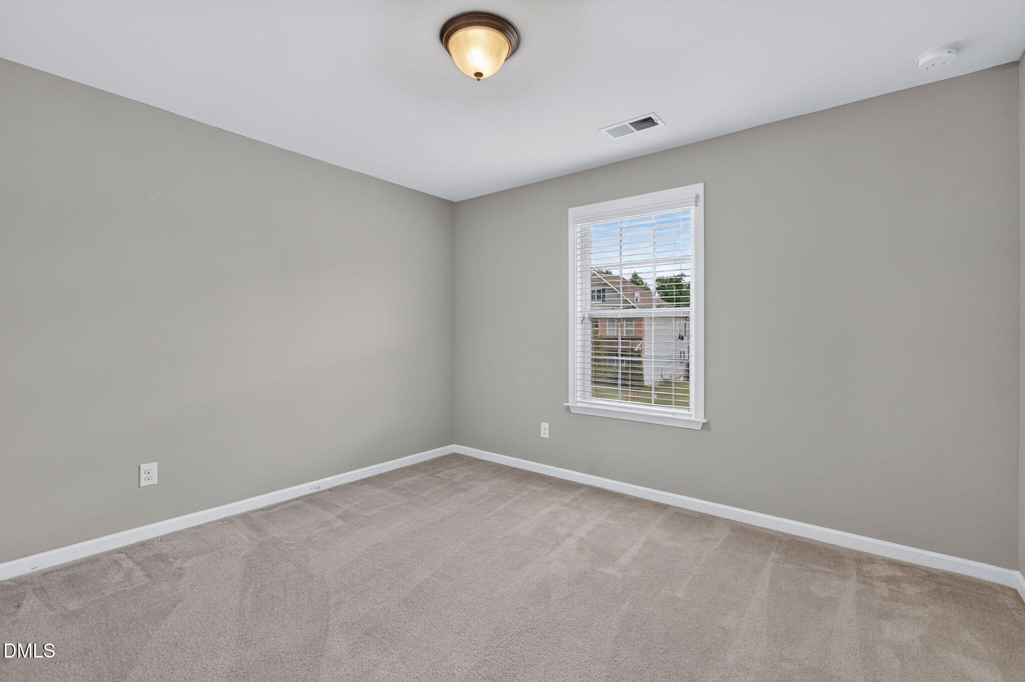 935 Sweet Gum Way Property Photo 23