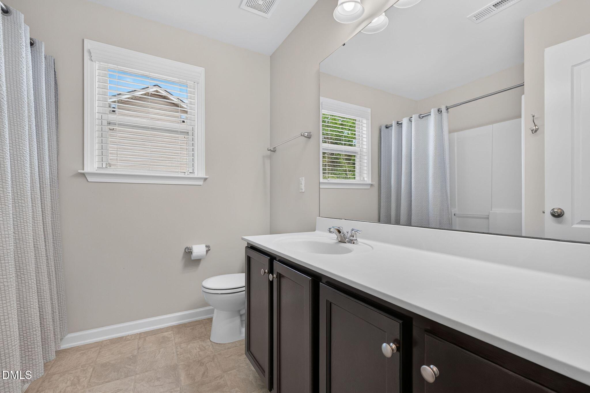 935 Sweet Gum Way Property Photo 24
