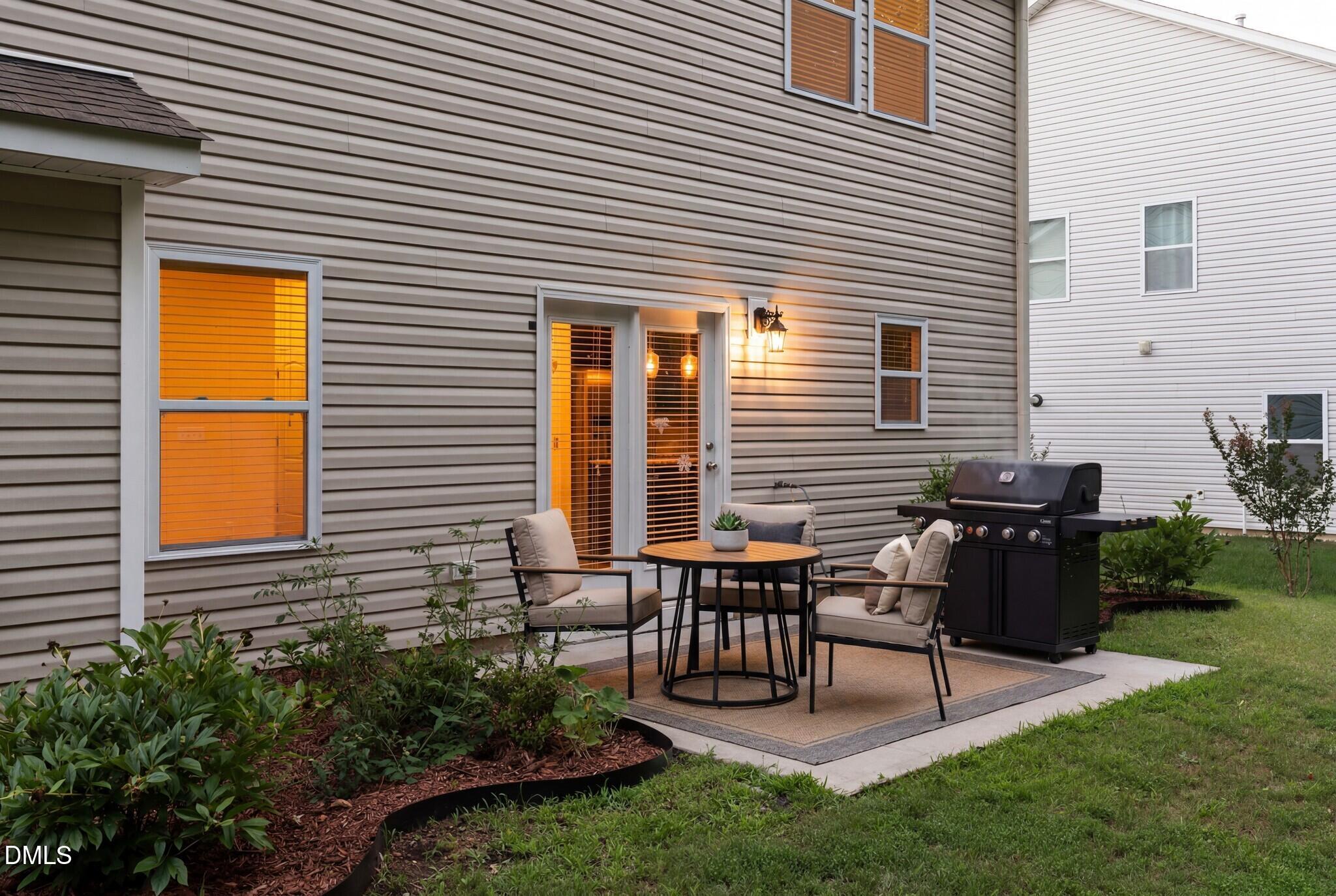 935 Sweet Gum Way Property Photo 30
