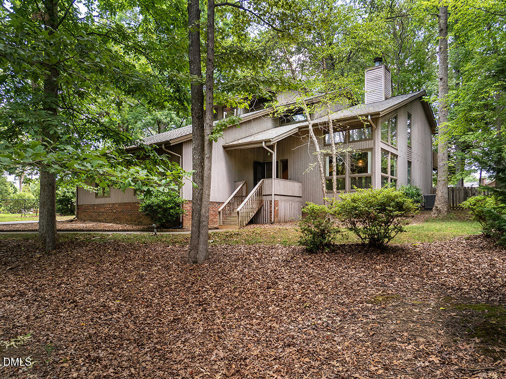 4005 Waldenbrook Court Property Photo 1