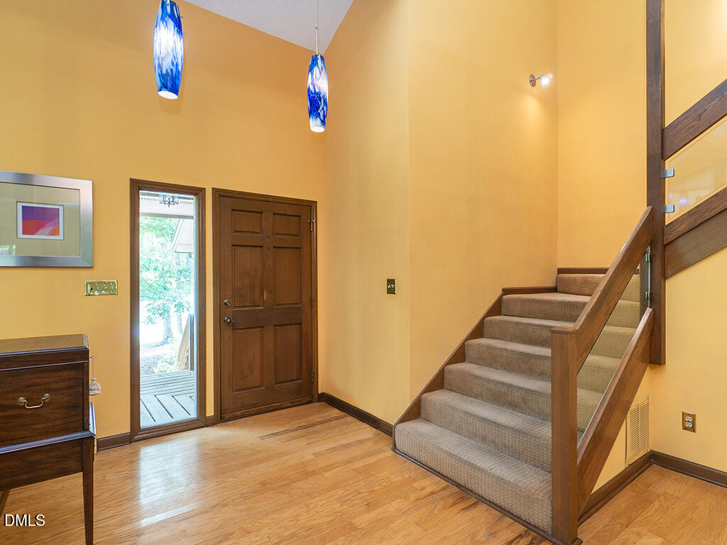 4005 Waldenbrook Court Property Photo 2