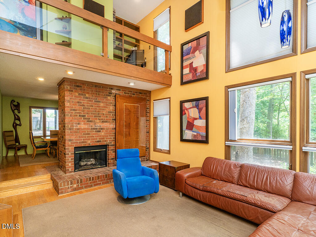 4005 Waldenbrook Court Property Photo 4