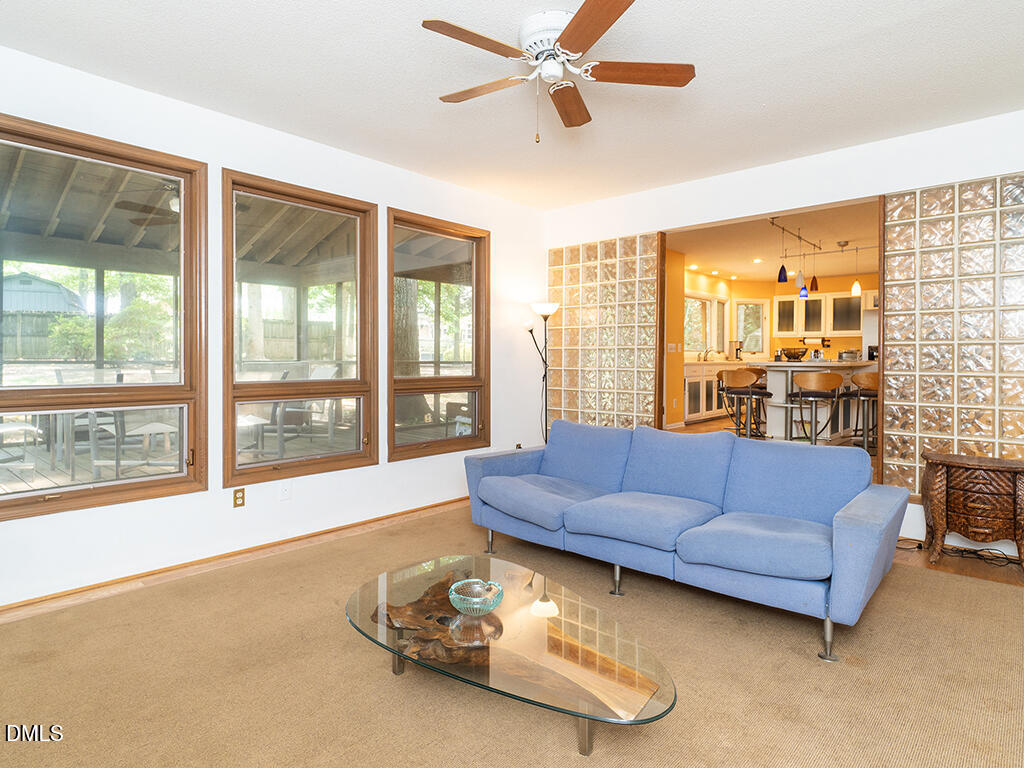 4005 Waldenbrook Court Property Photo 6