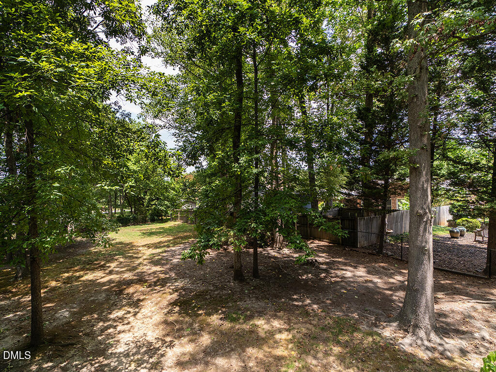 4005 Waldenbrook Court Property Photo 24