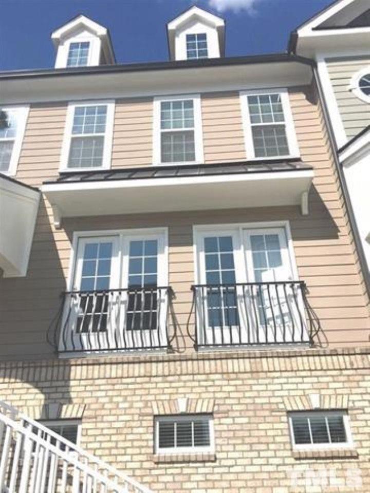 5002 Reedybrook Crossing Property Photo 1