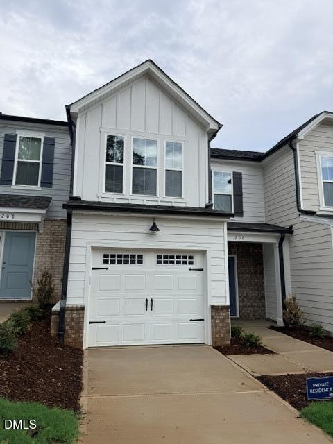 206 Broomside Avenue Property Photo 4