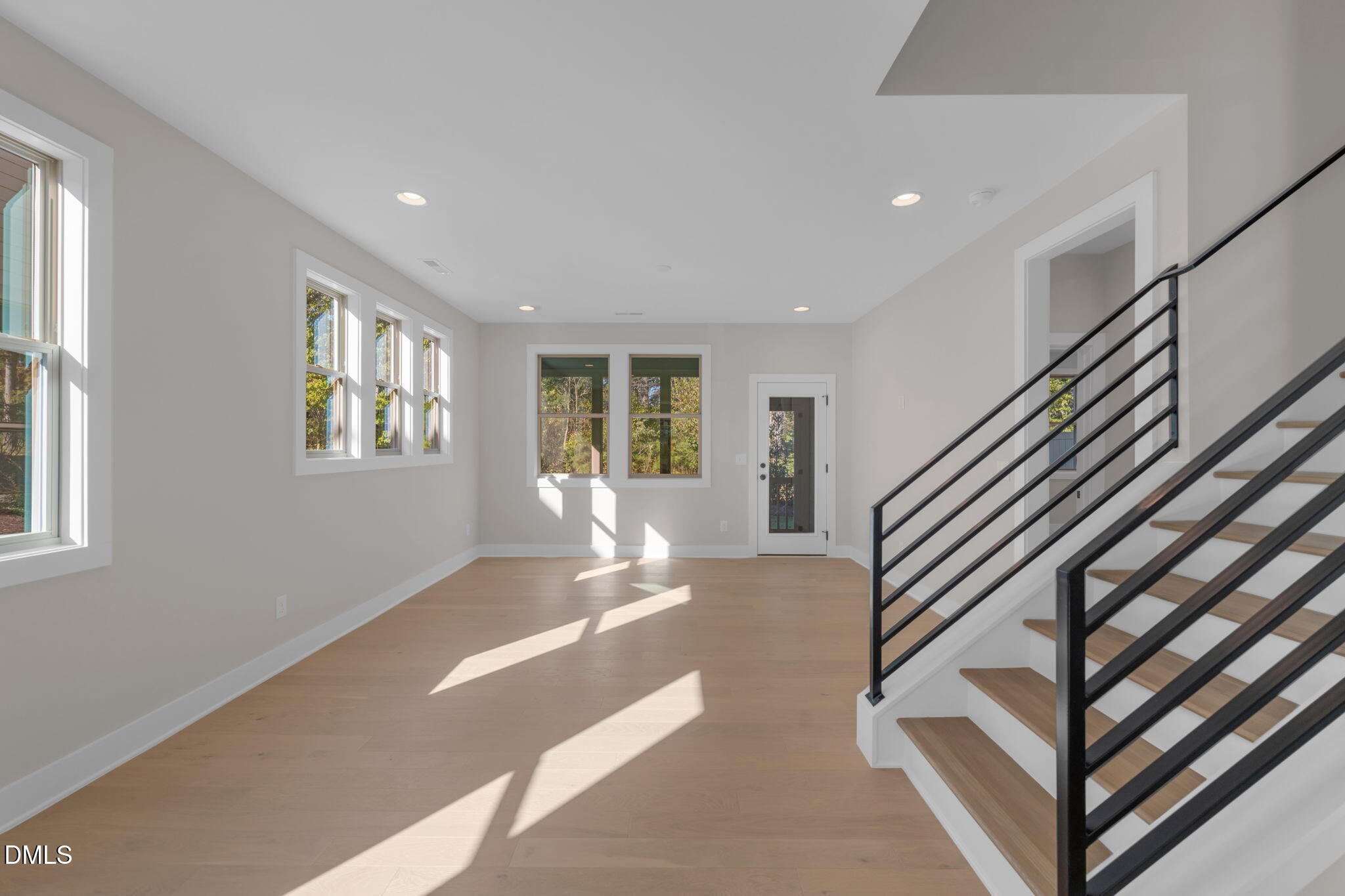 717 Mirkwood Avenue Property Photo 10