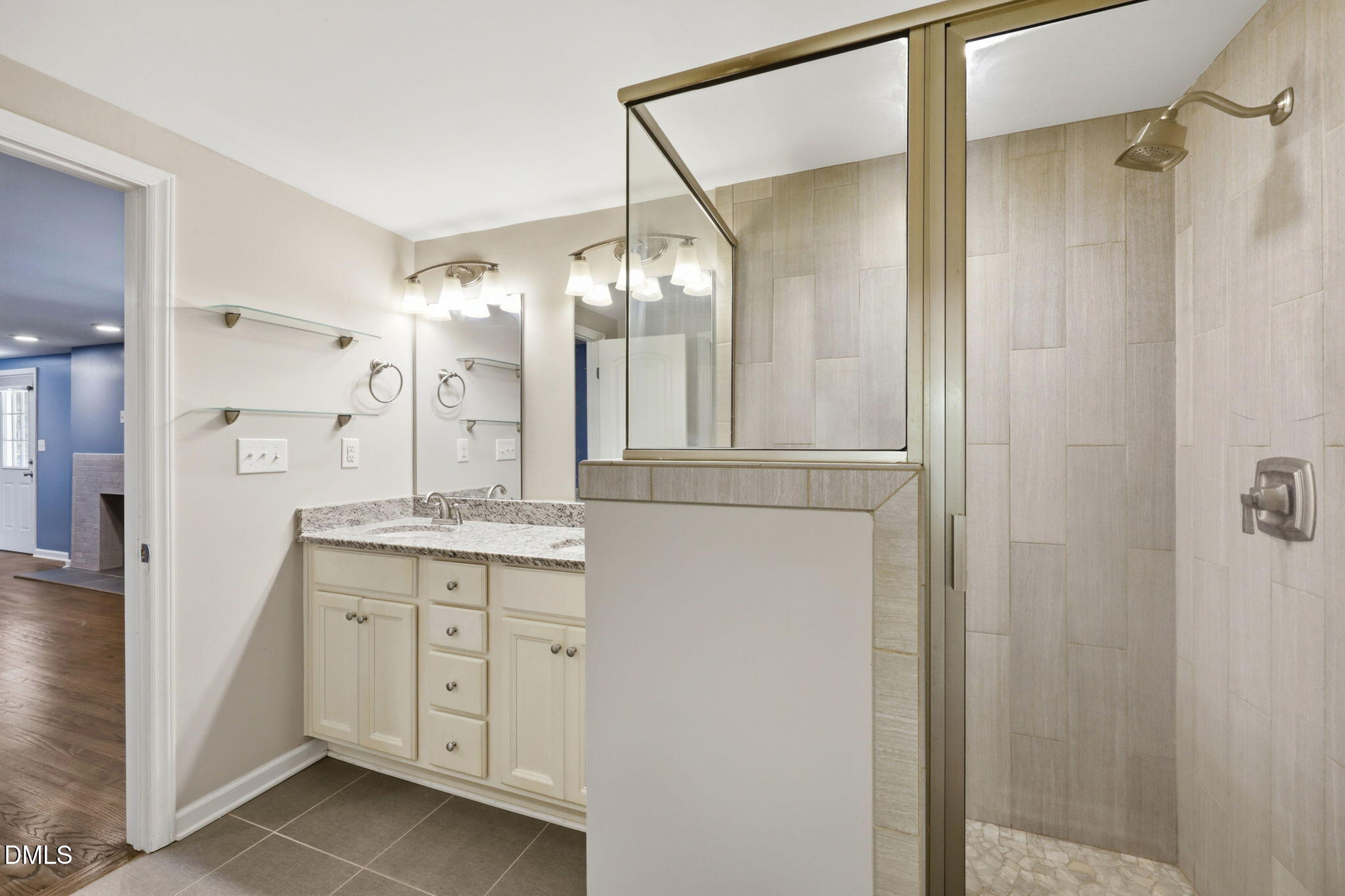 130 Harris Street Property Photo 30