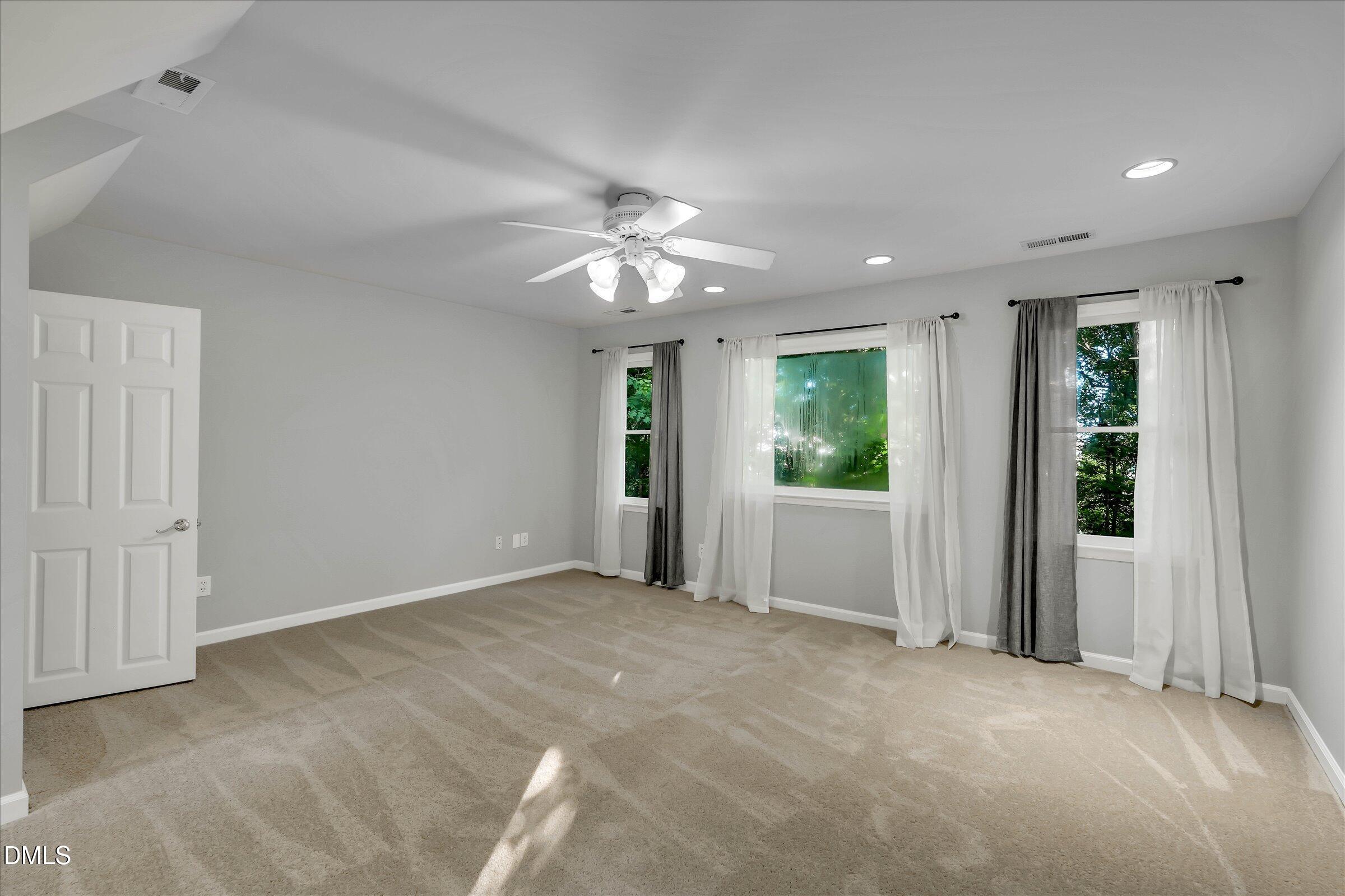 912 Stable Ridge Drive Property Photo 23