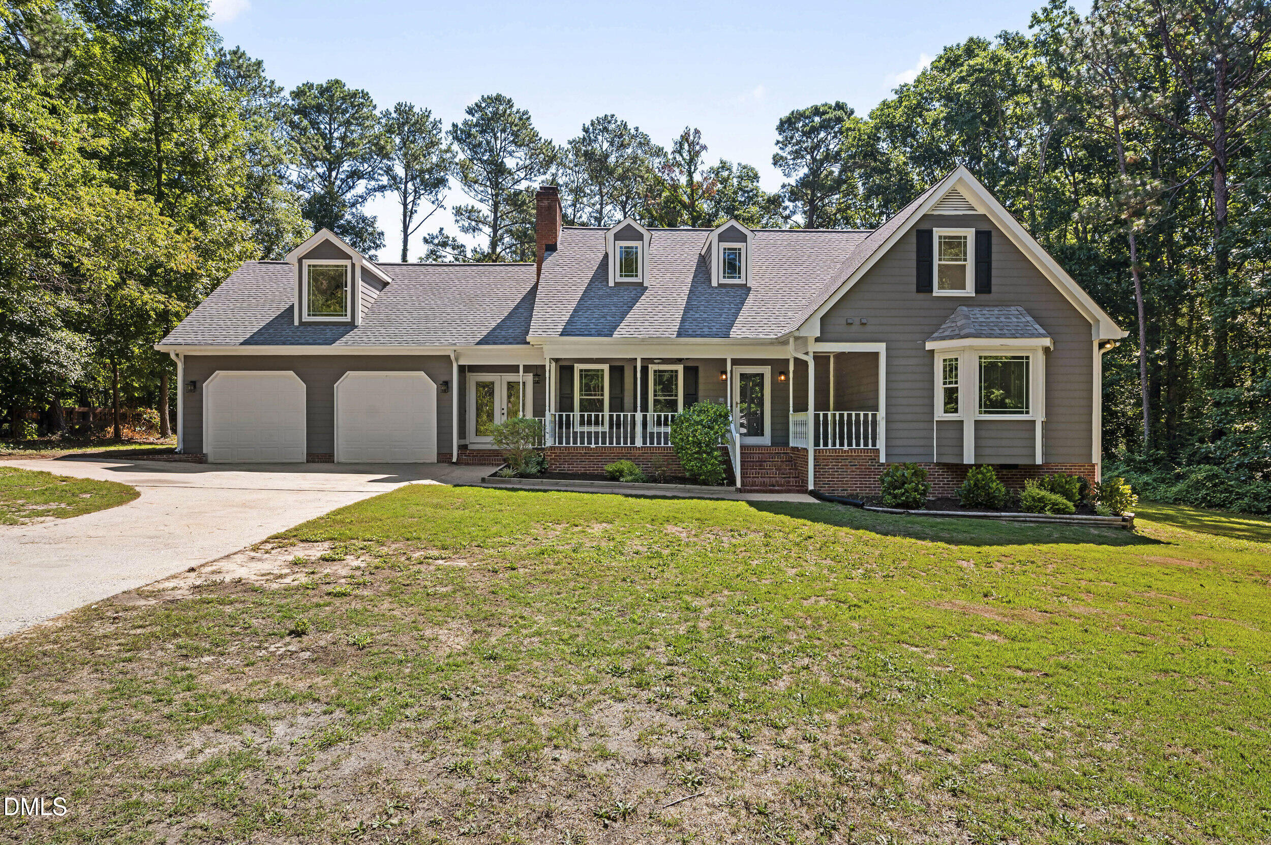 10605 Gardenia Court Property Photo 3