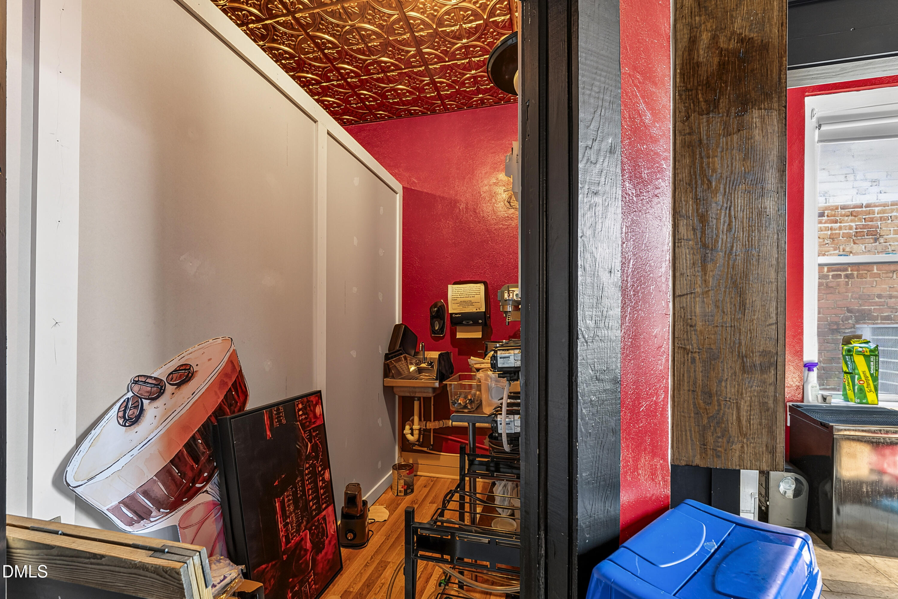 8 N Broad Street E Property Photo 18