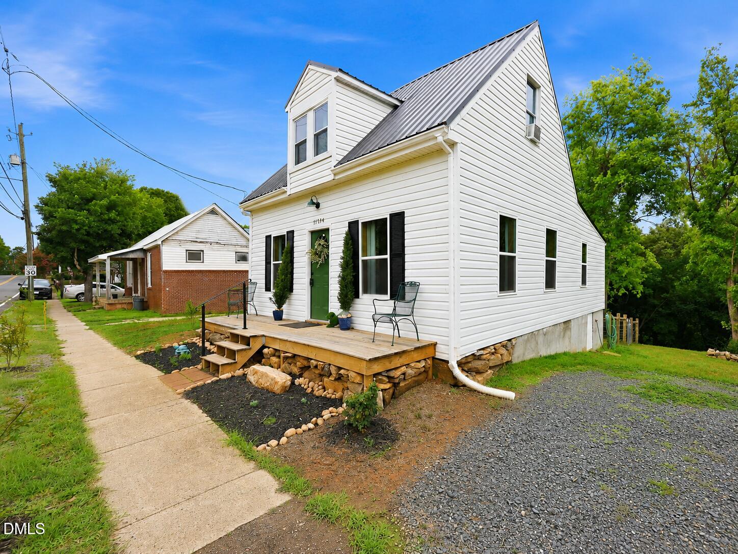 11794 Academy Street Property Photo 18