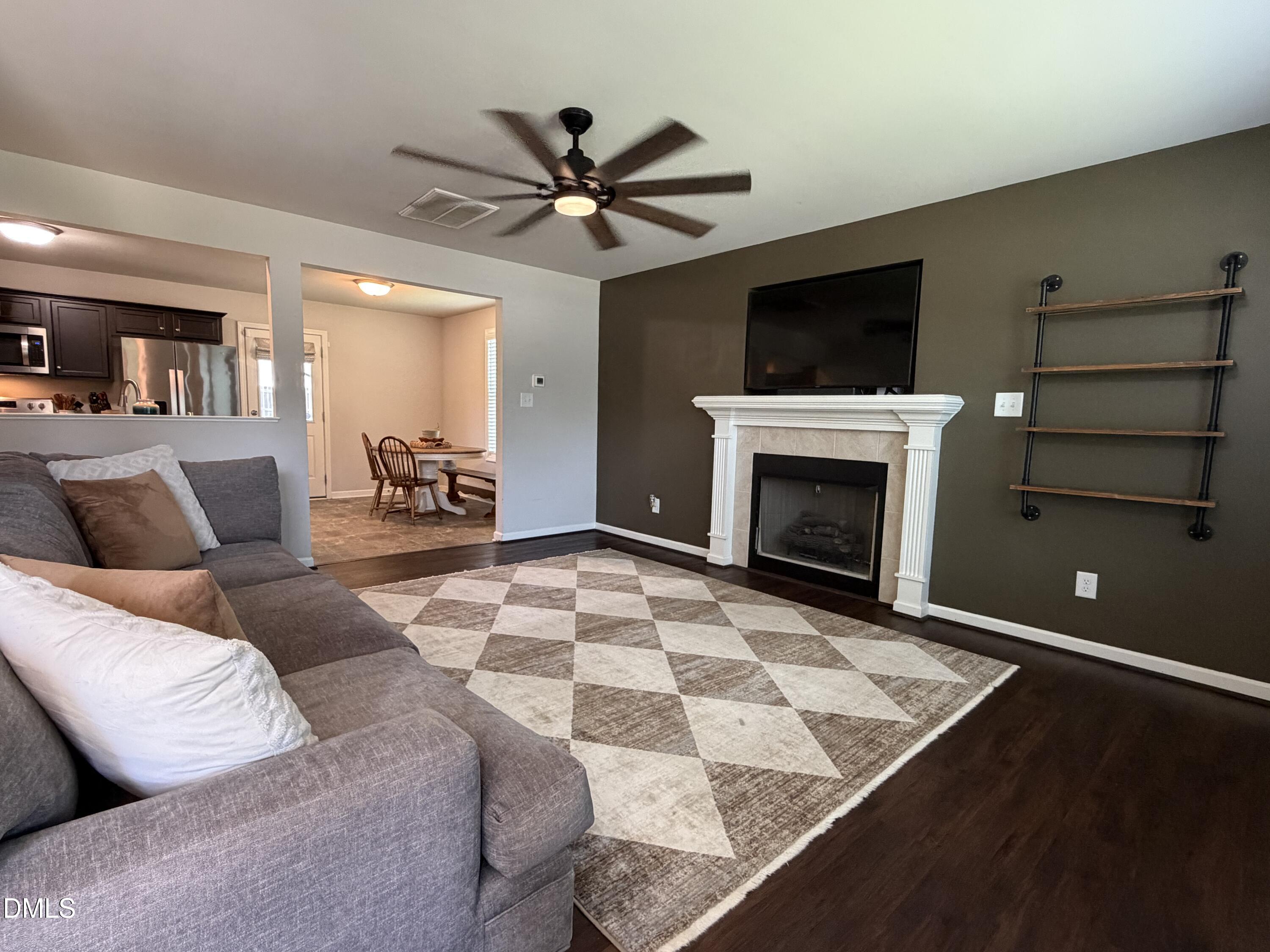109 Larksdale Cove Property Photo 4