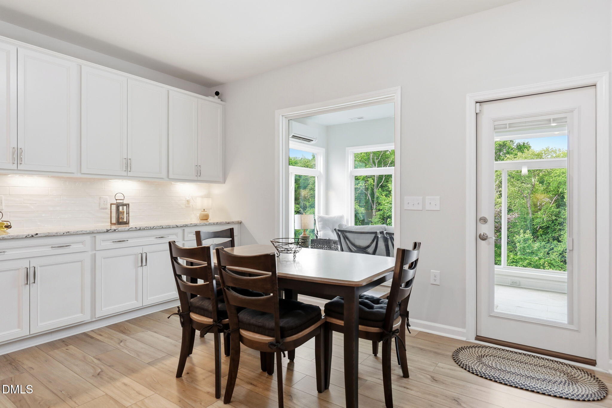 453 Heritage Regency Drive Property Photo 14