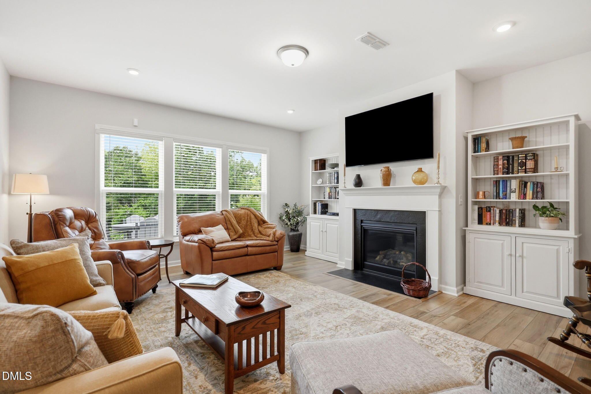 453 Heritage Regency Drive Property Photo 17