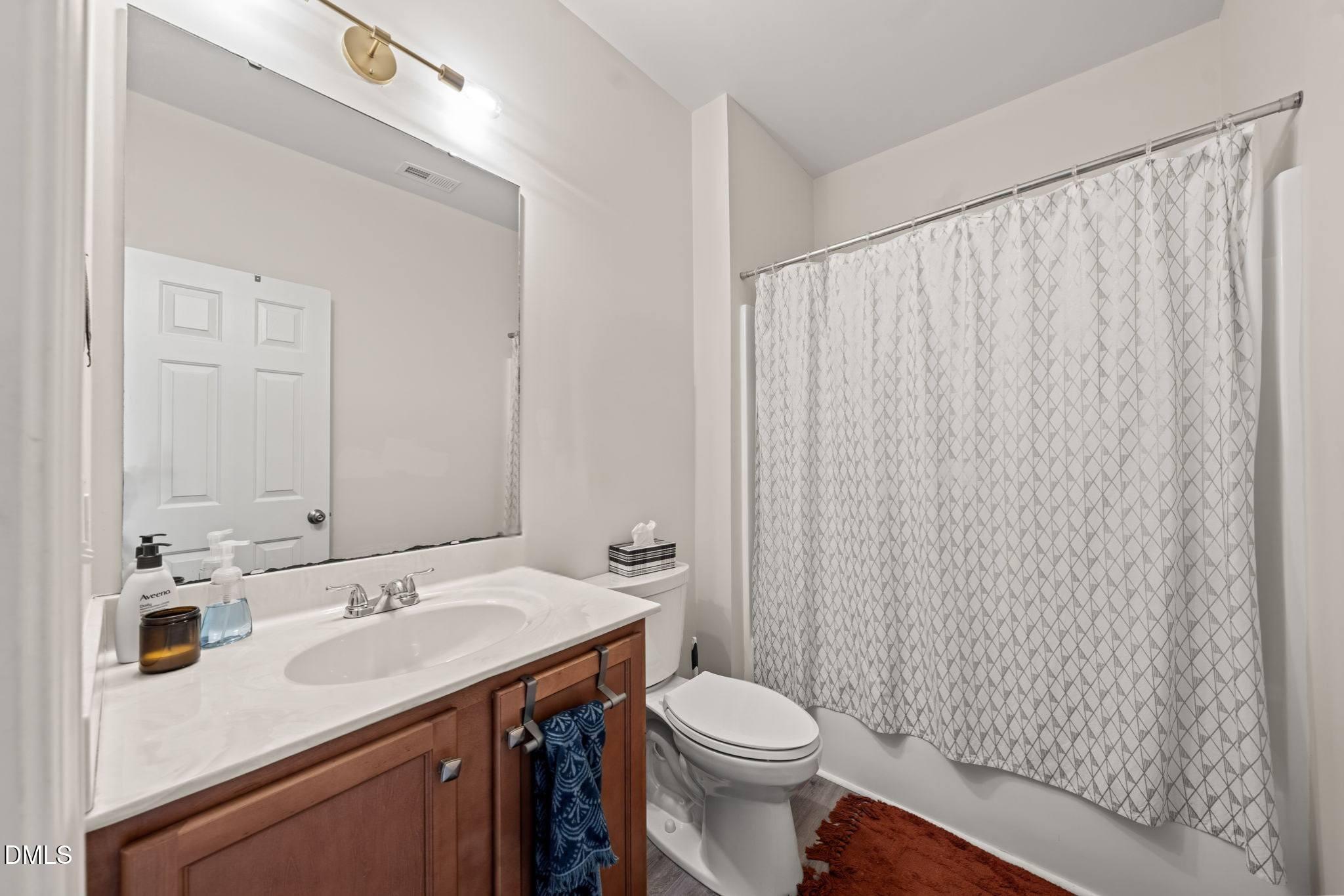 805 E Jones Street Property Photo 10