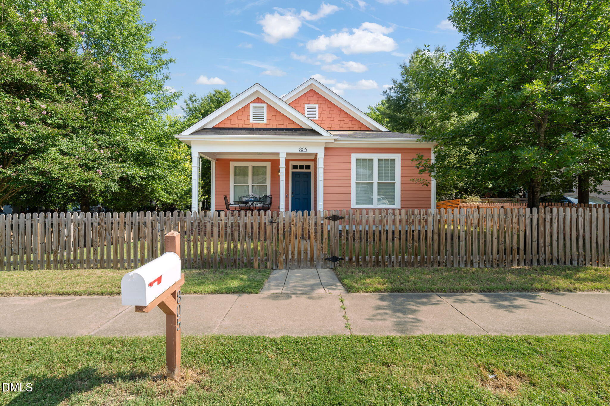 805 E Jones Street Property Photo 15