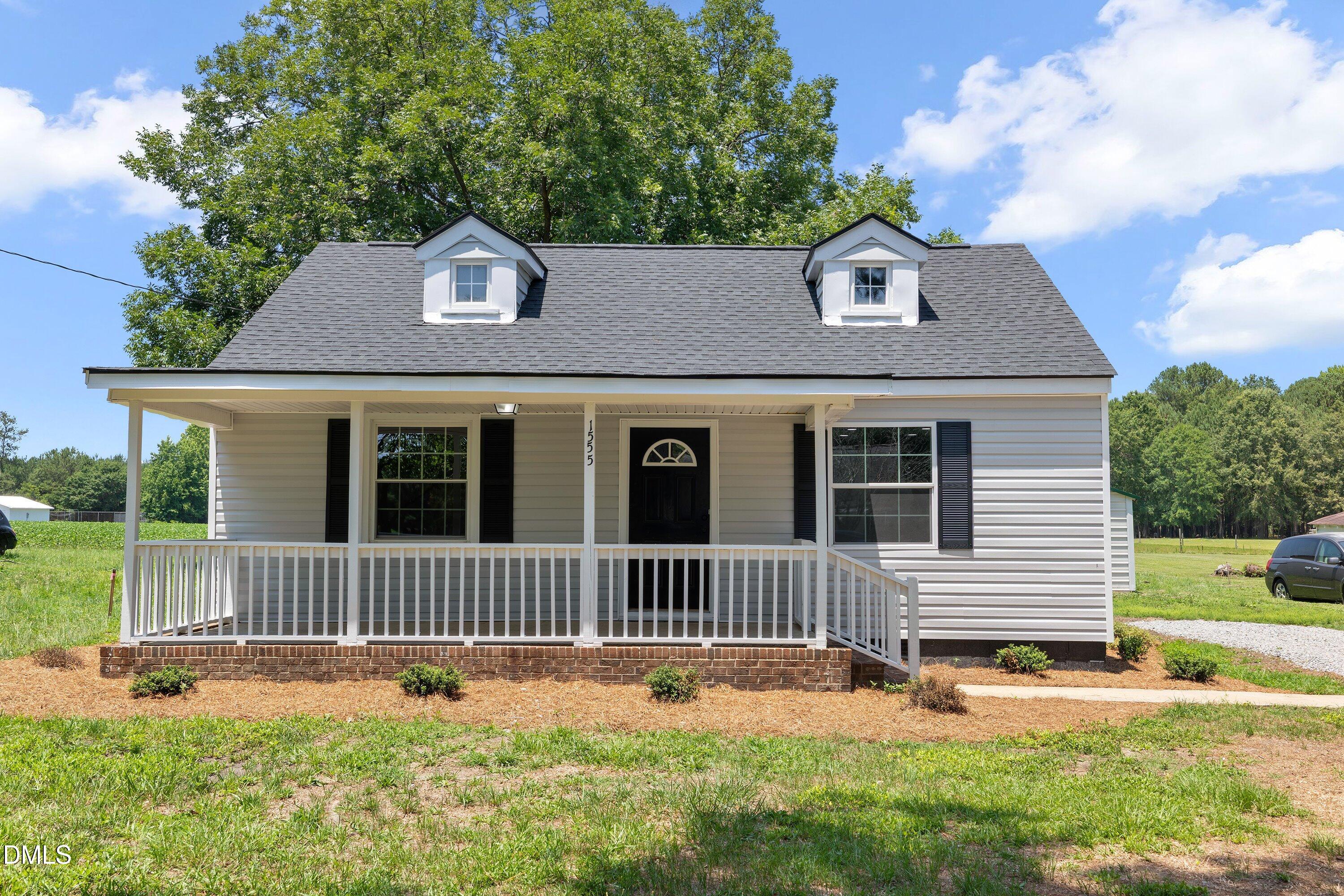 1555 Beulahtown Road Property Photo 1