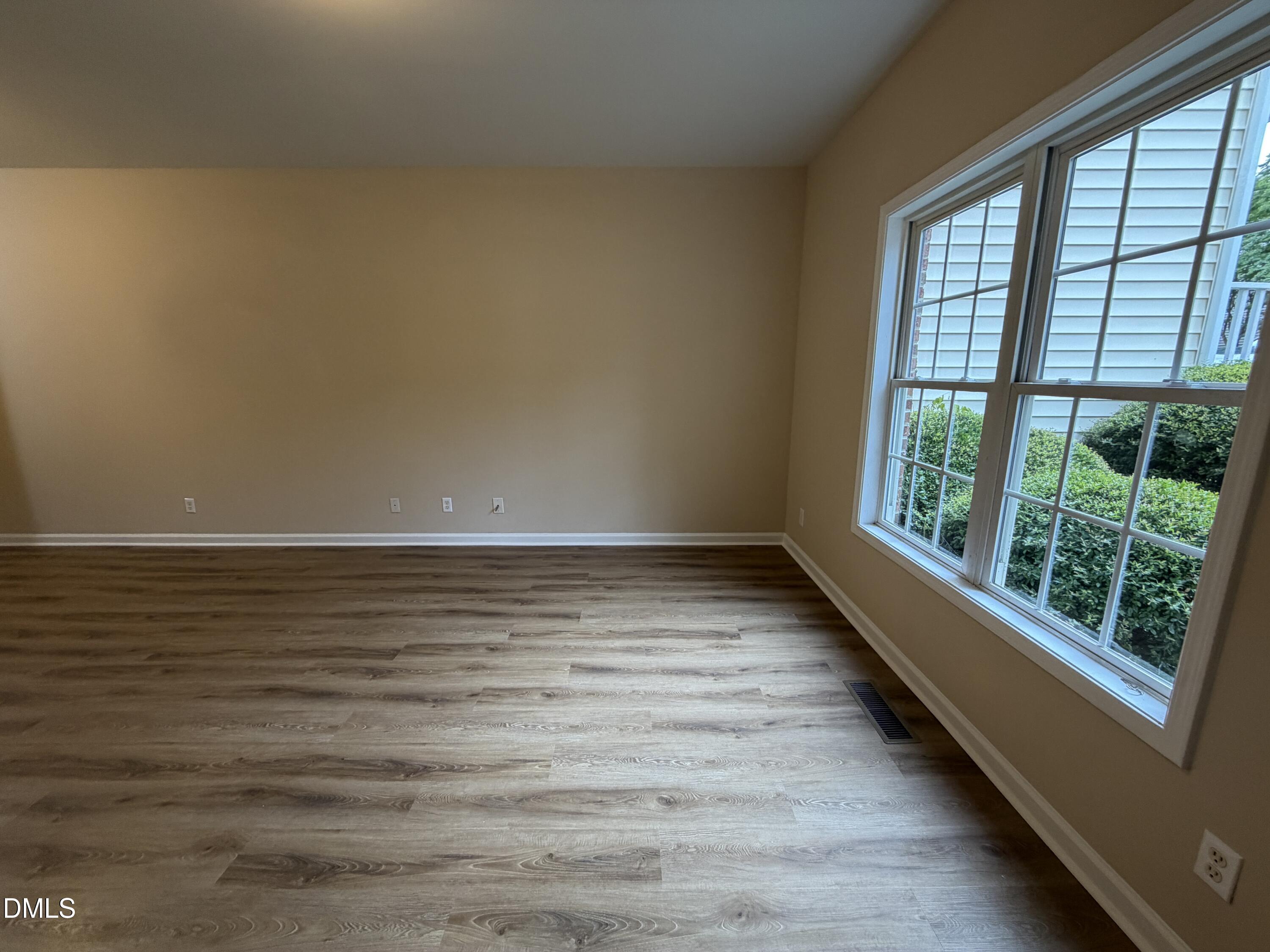 4746 Parkville Drive Property Photo 9