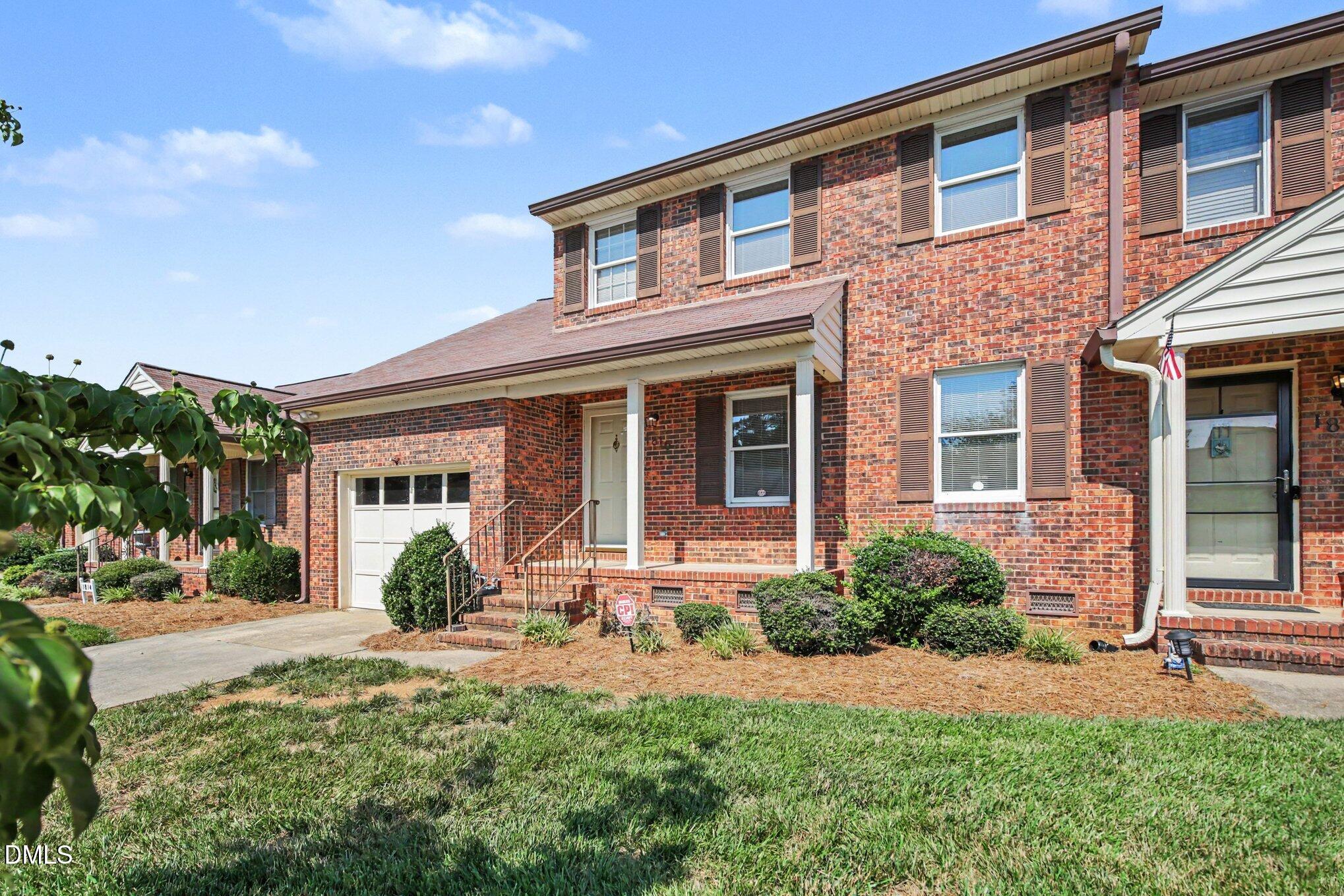 1816 Meadowview Drive Property Photo 3