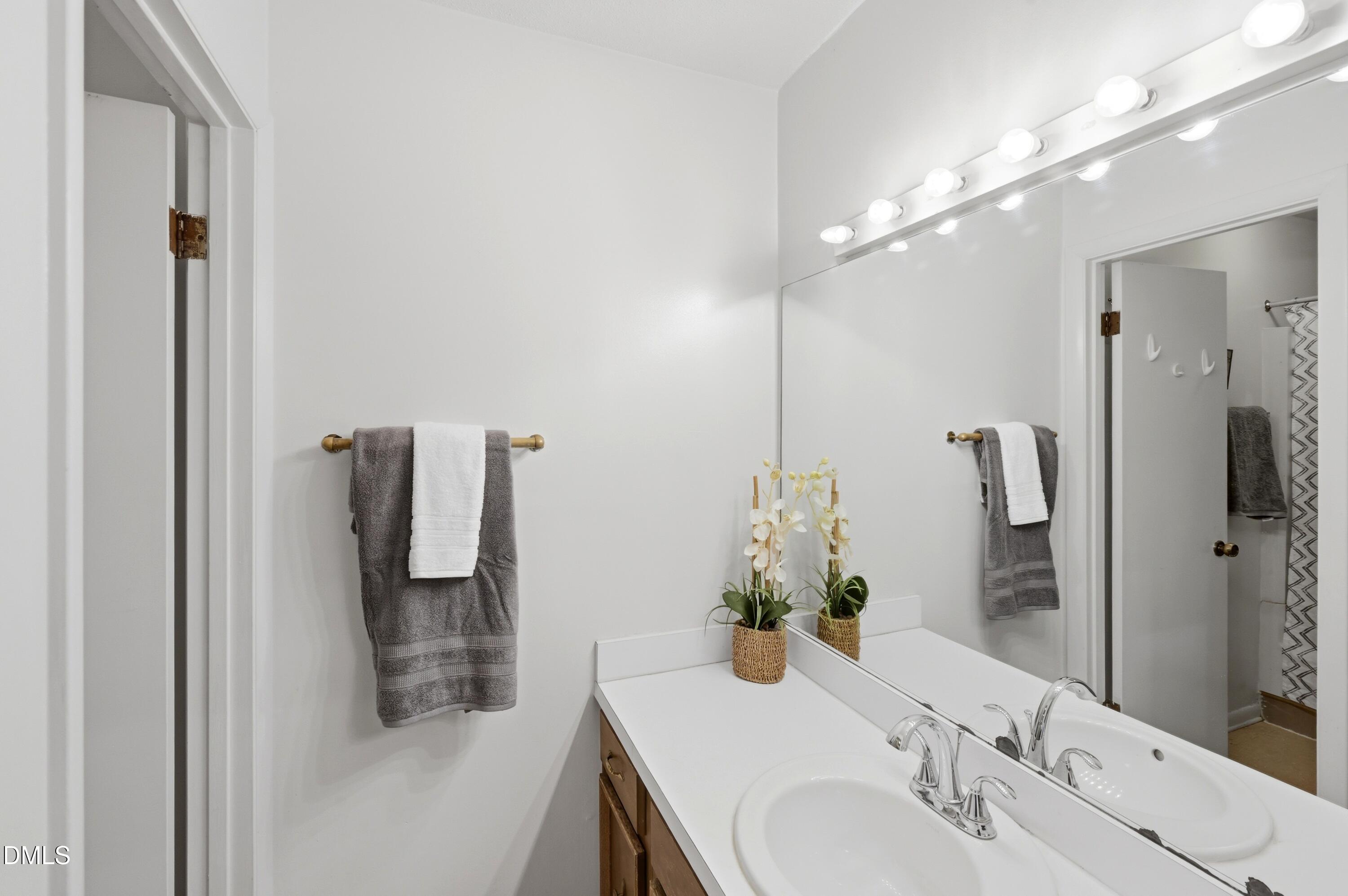4100 Five Oaks Unit 6 Drive Property Photo 14