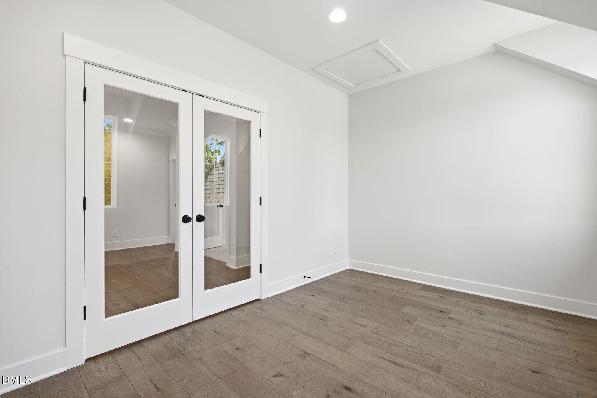 80 Spanish Oak Drive Property Photo 28
