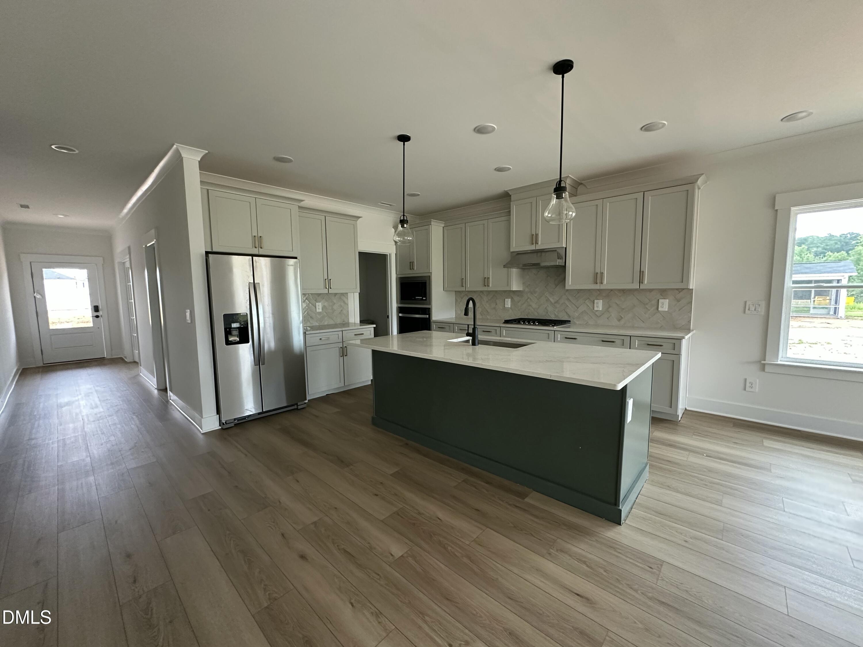 30 Stradshire Court Property Photo 3