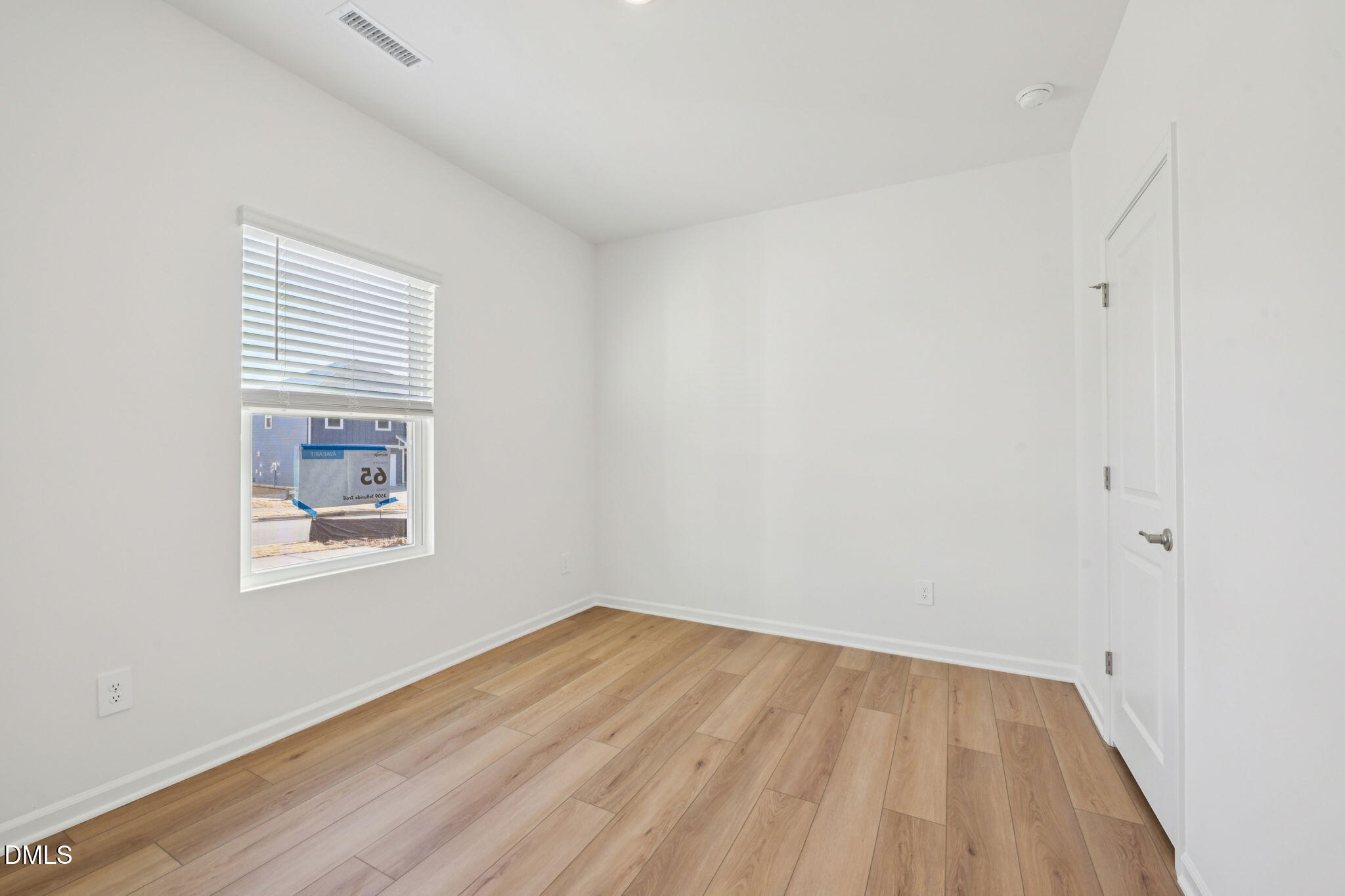 30 Stradshire Court Property Photo 32