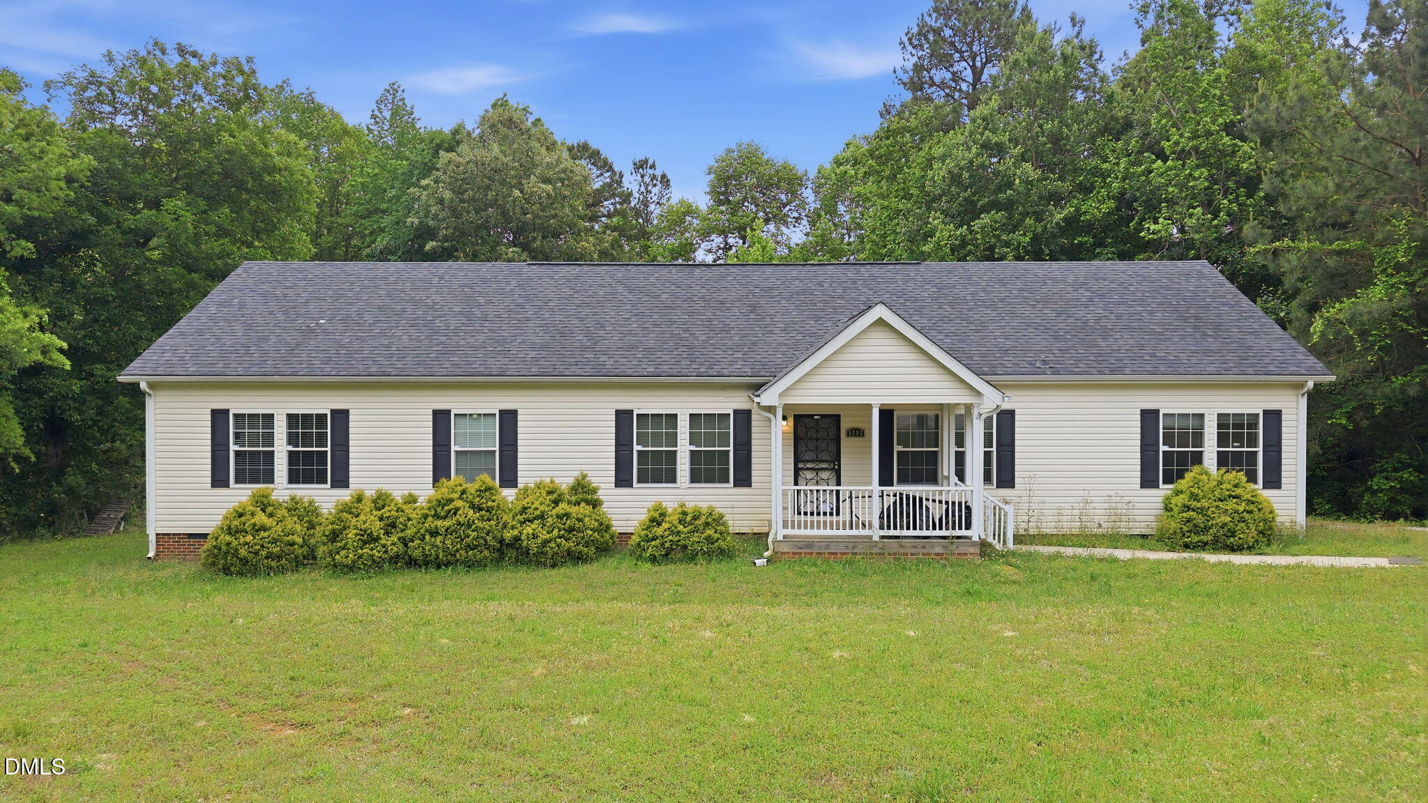 5293 Crabtree Road Property Photo 1
