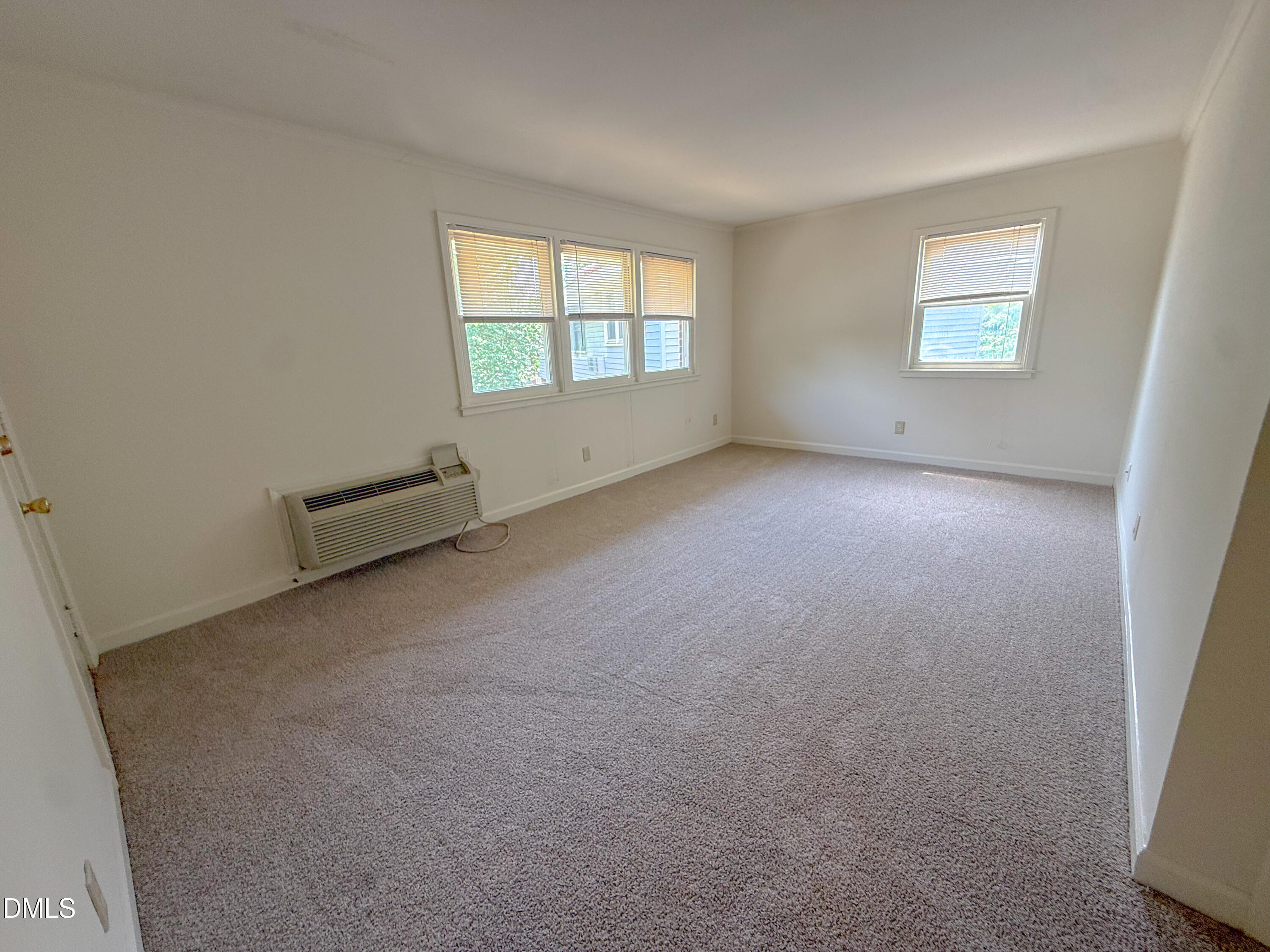 705 Daniels Street C Property Photo 2