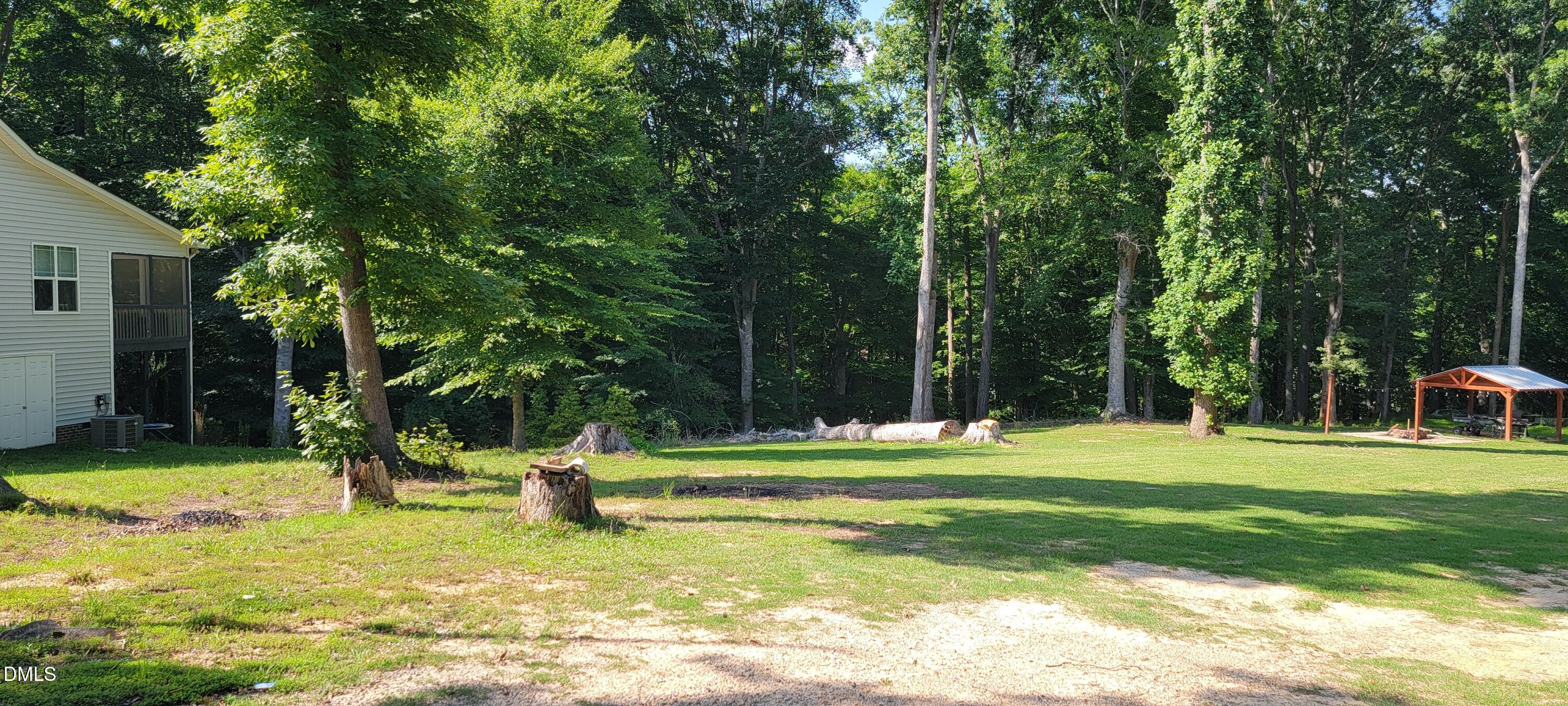 250 Oakdale Avenue Property Photo 3