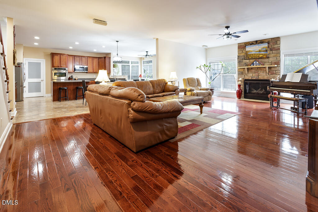 204 Quarryrock Road Property Photo 6