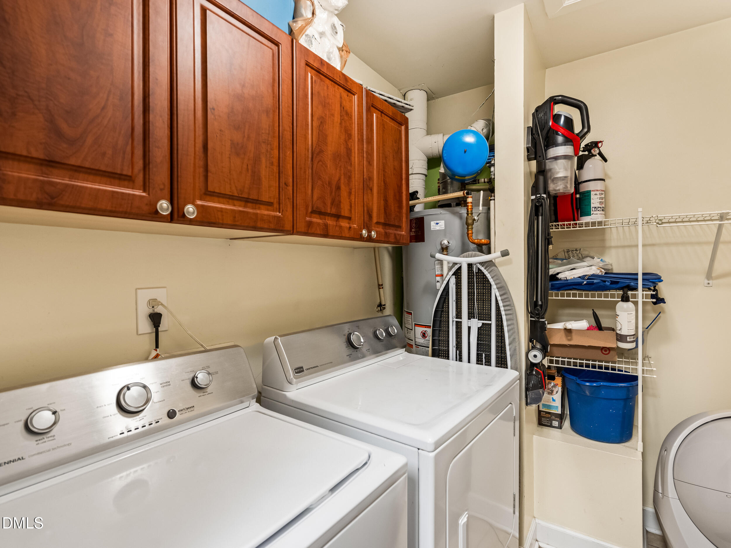 1001 Kingswood Drive J Property Photo 10
