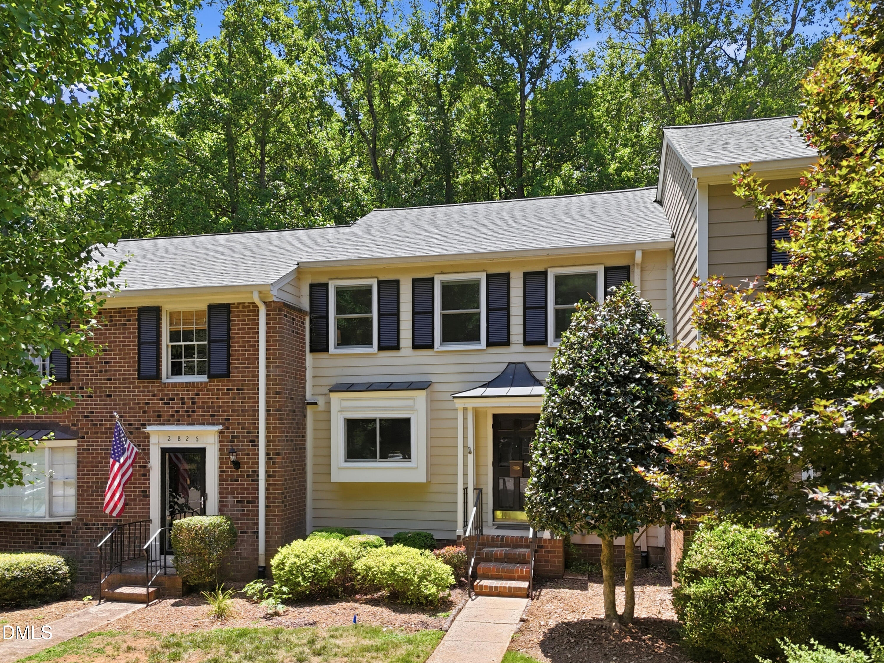 2824 Wycliff Road Property Photo 4