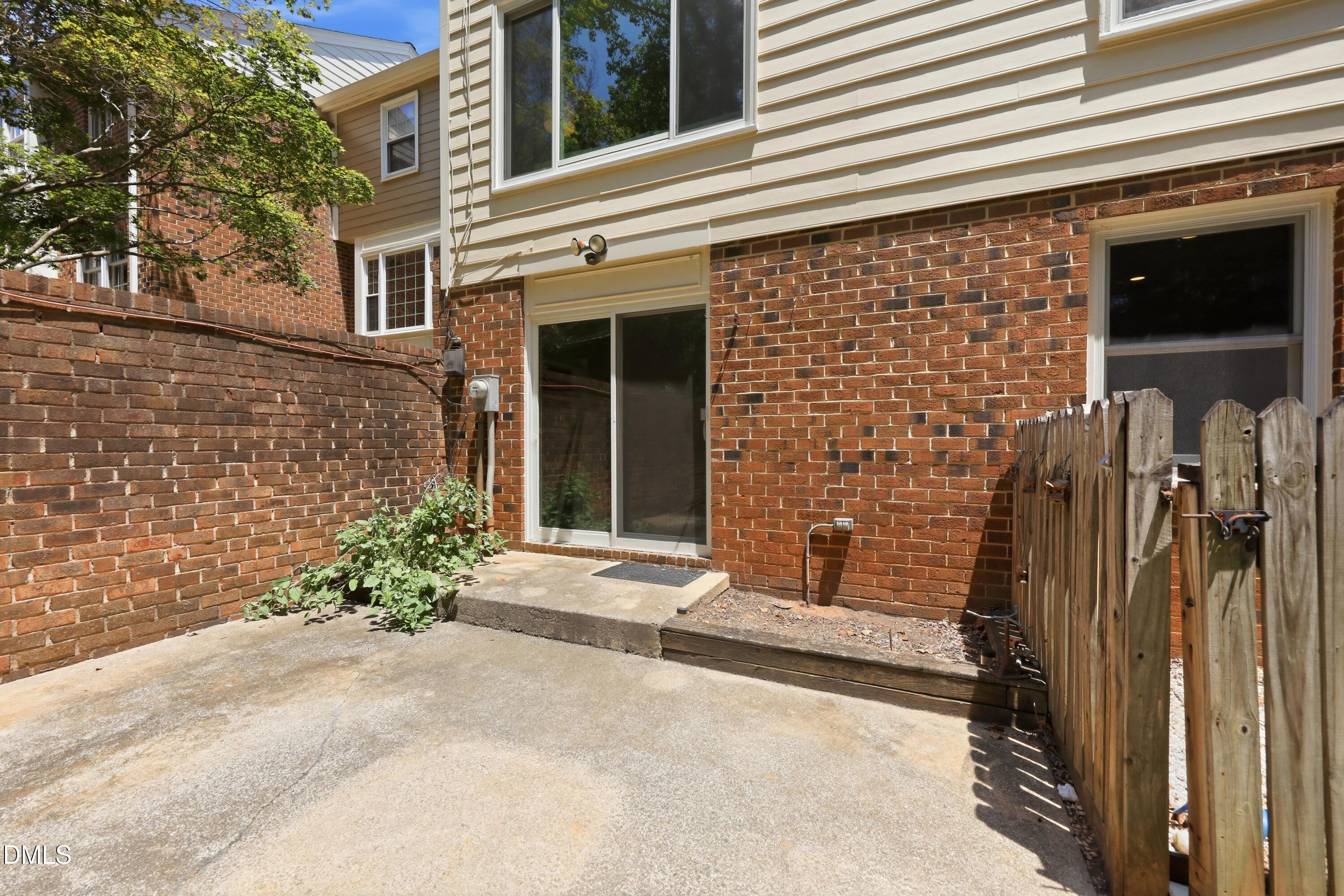 2824 Wycliff Road Property Photo 48