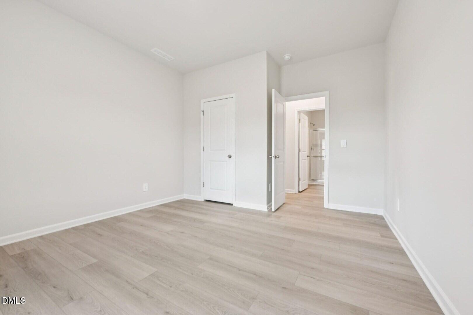 1041 Saint Lawrence Drive Property Photo 6